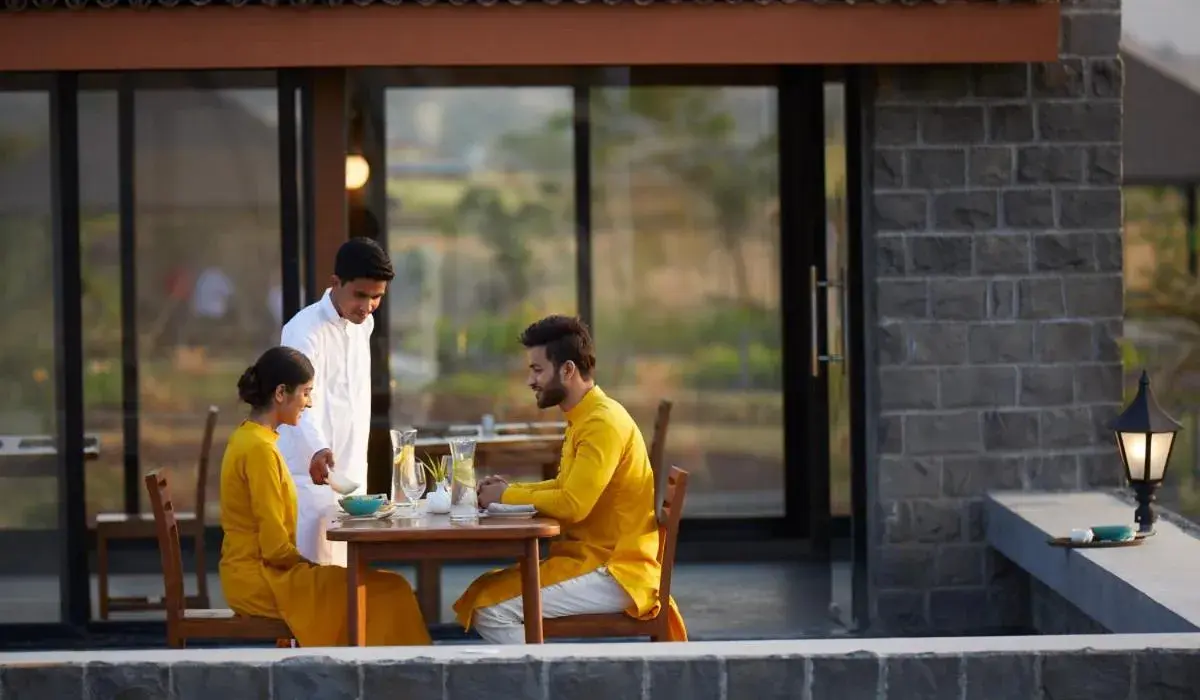 Restaurant/places to eat in Viveda Wellness Resort Restaurant/places to eat in Viveda Wellness Resort