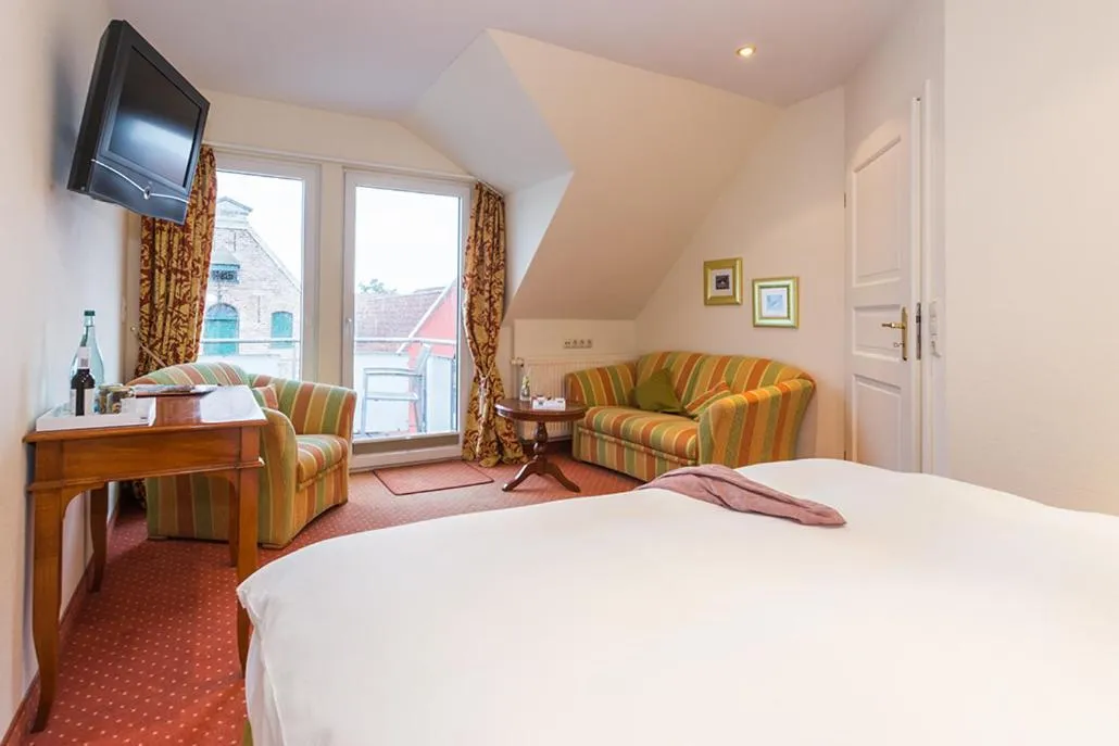 Photo of the whole room, Bed in Romantik Hotel Reichshof