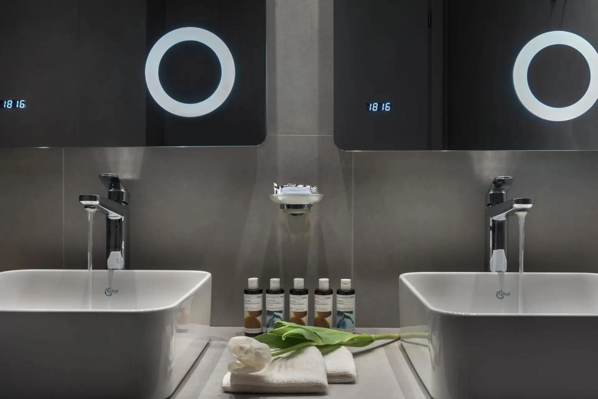 Bathroom in Aeifos Boutique Hotel