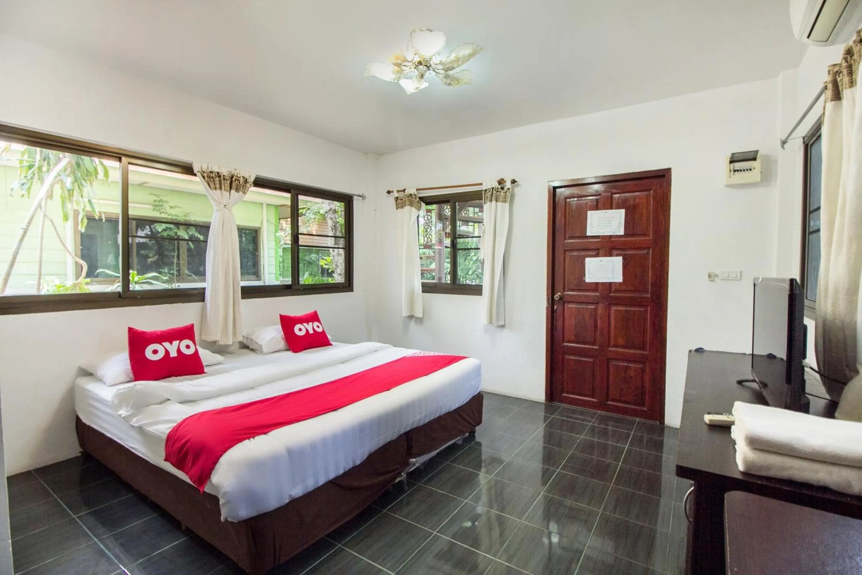 Bedroom, Bed in Piyapruk Resort