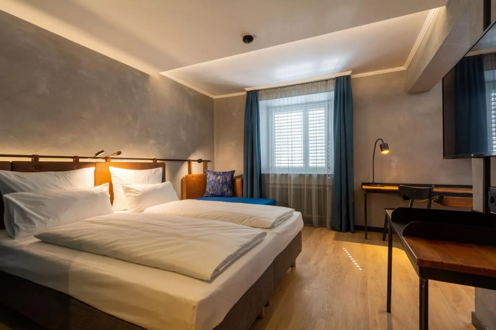 Bed in Unsöld's Factory Hotel