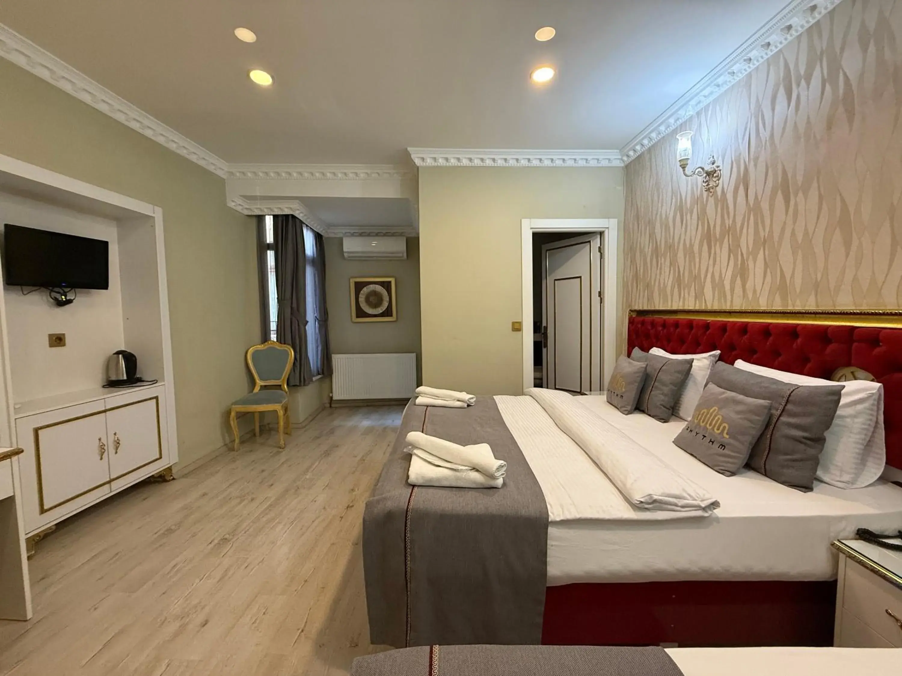 Bed in RHYTHM HOTEL Bed in RHYTHM HOTEL