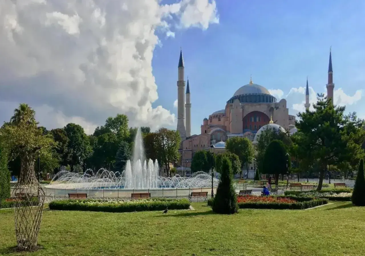 Nearby landmark in RHYTHM HOTEL Nearby landmark in RHYTHM HOTEL