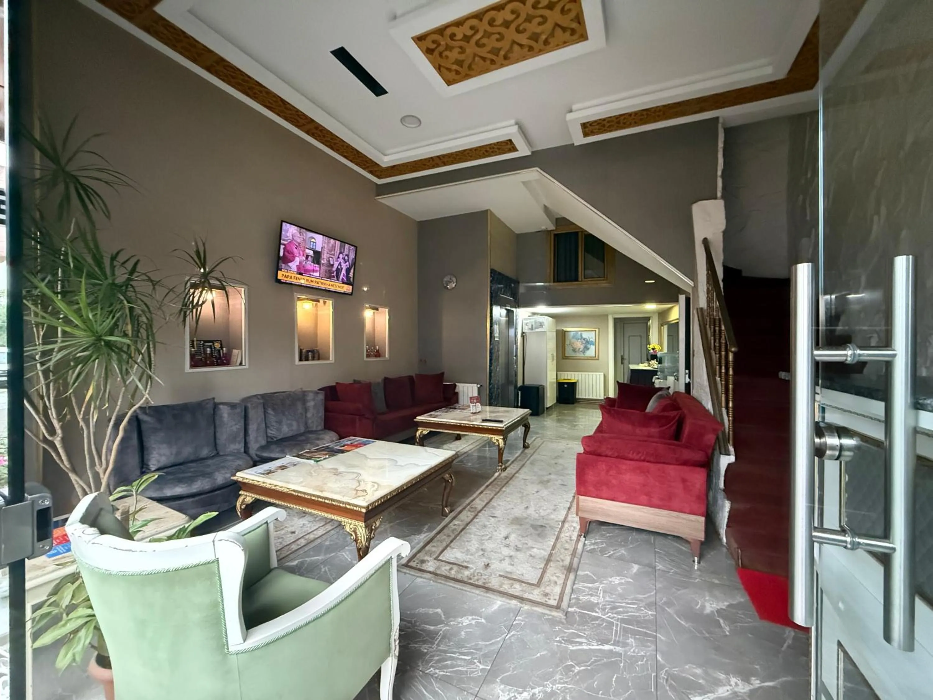 Seating area in RHYTHM HOTEL