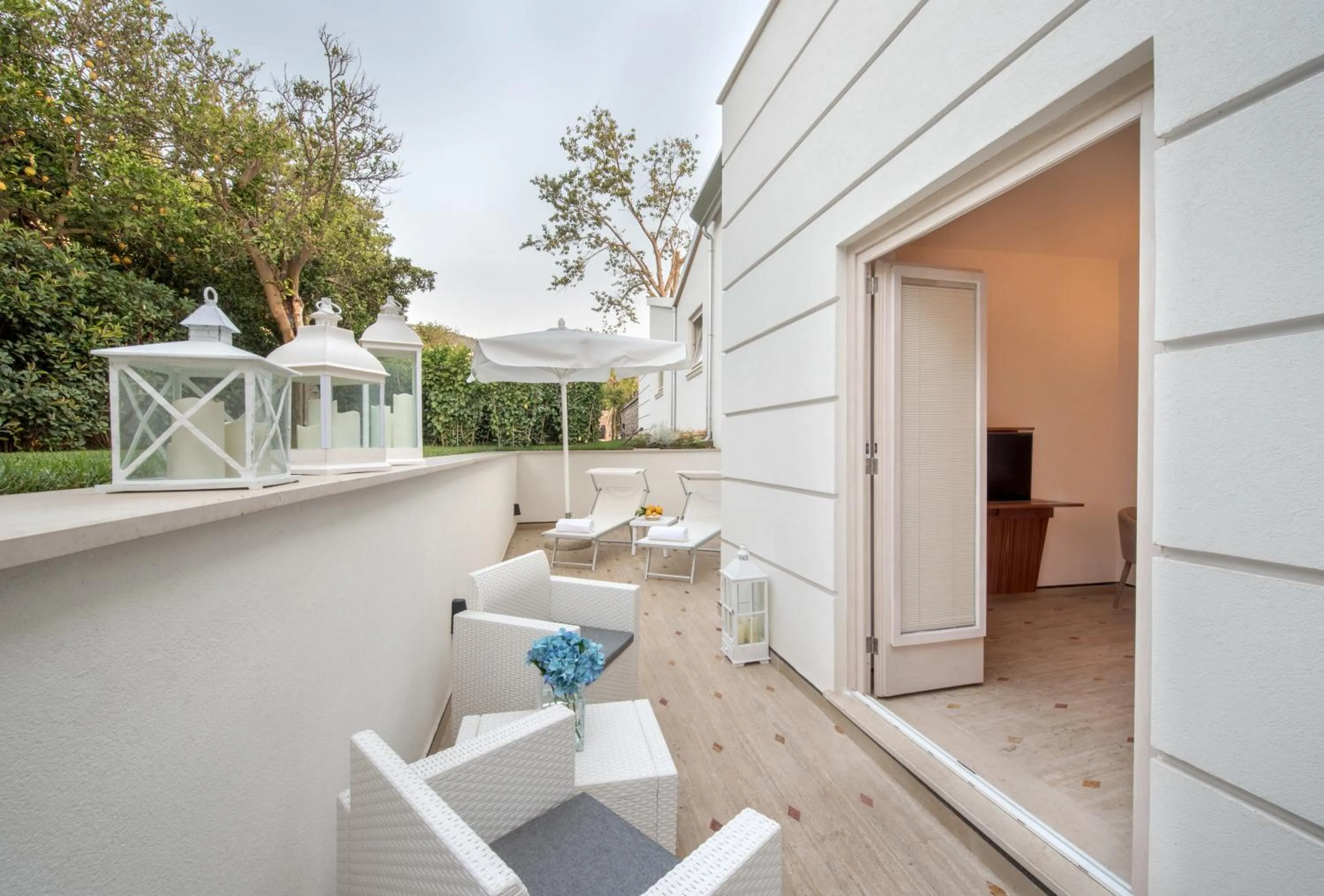 Balcony/Terrace in DA Rooms