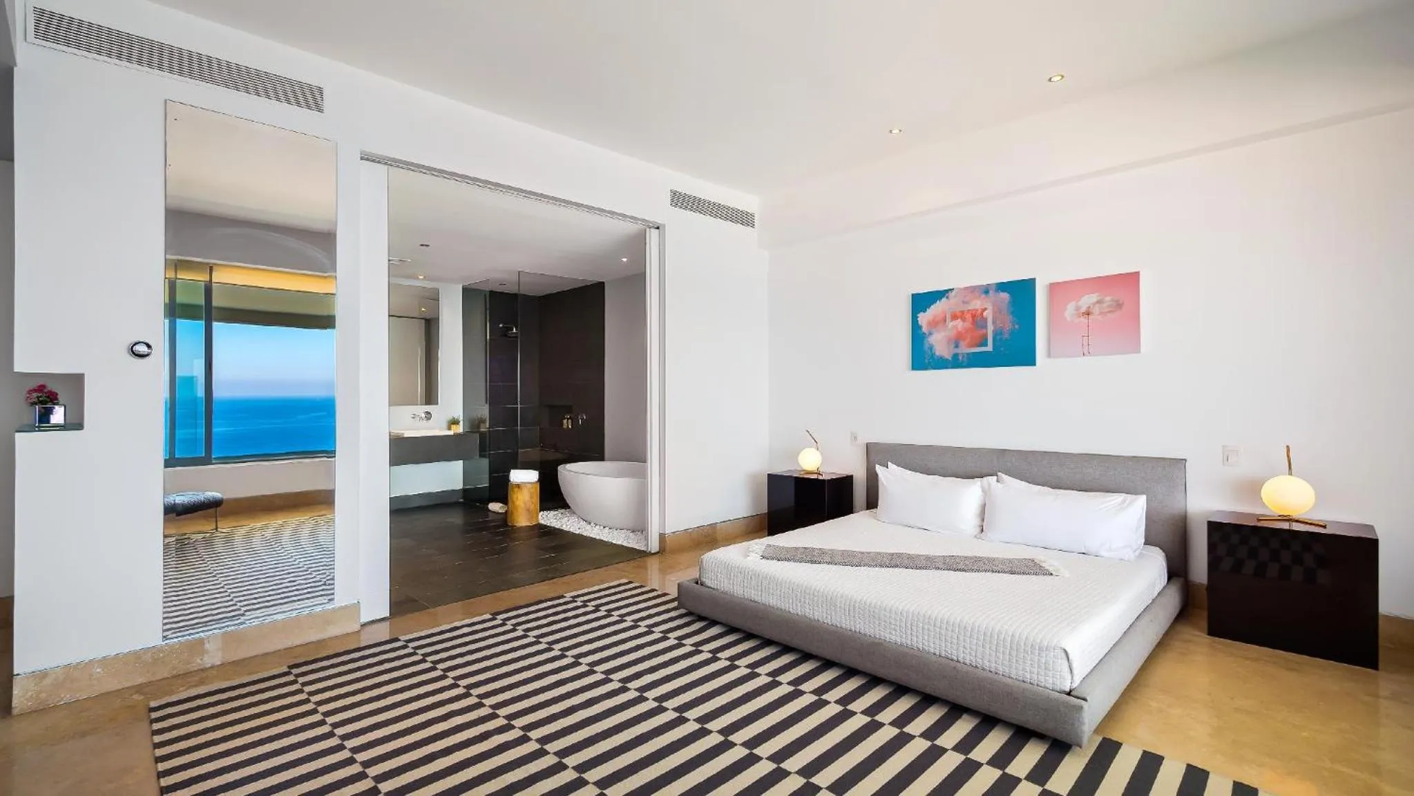 Bed in AVALON - 1002 Amapas Bay Bliss with Private Pool