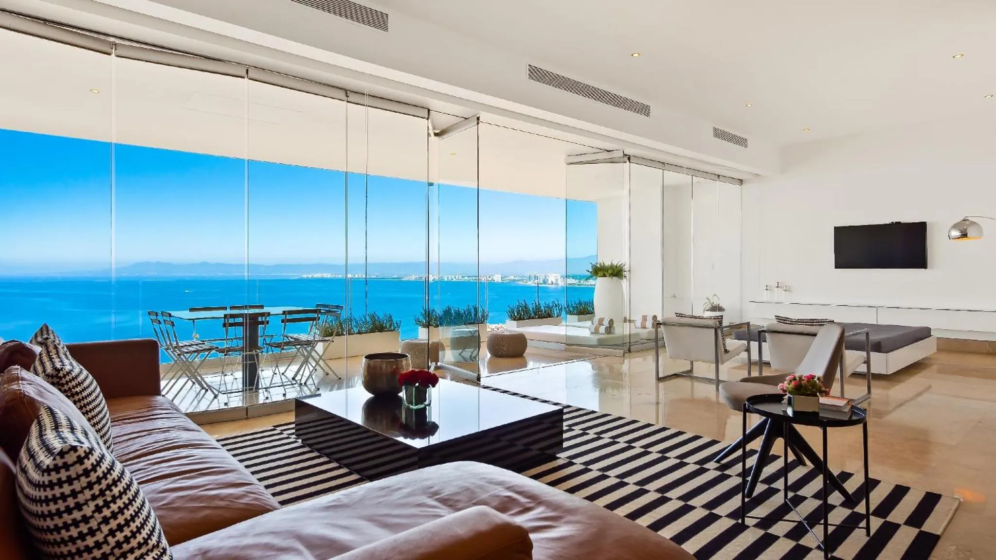 Living room in AVALON - 1002 Amapas Bay Bliss with Private Pool