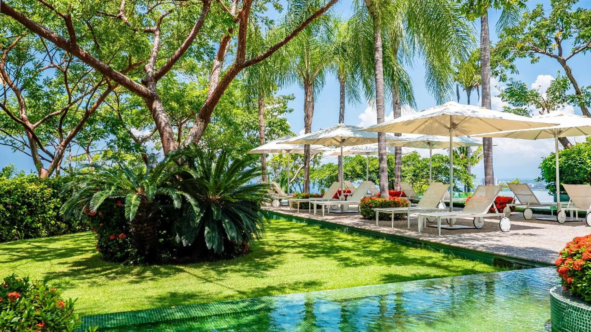 Swimming pool in Avalon - 401 Luxury & Breathtaking Sunset Views