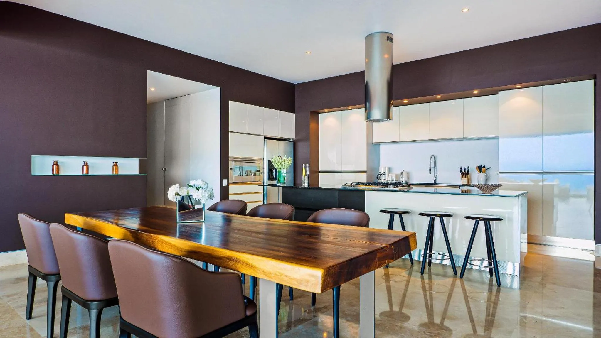 Kitchen or kitchenette in Avalon - 401 Luxury & Breathtaking Sunset Views