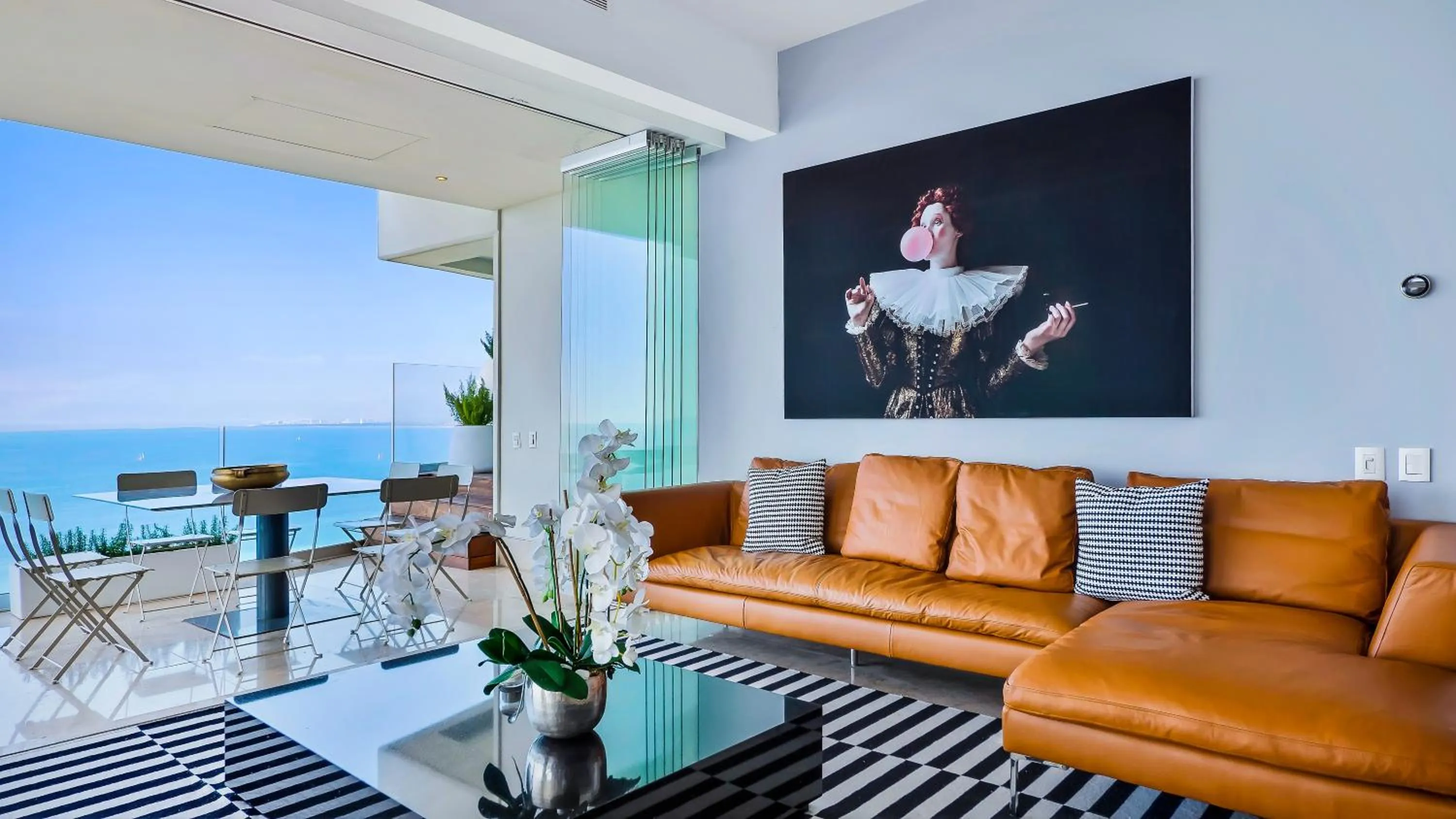 Living room in Avalon - 801 Top Sky Bar Pool 3 BR in Amapas