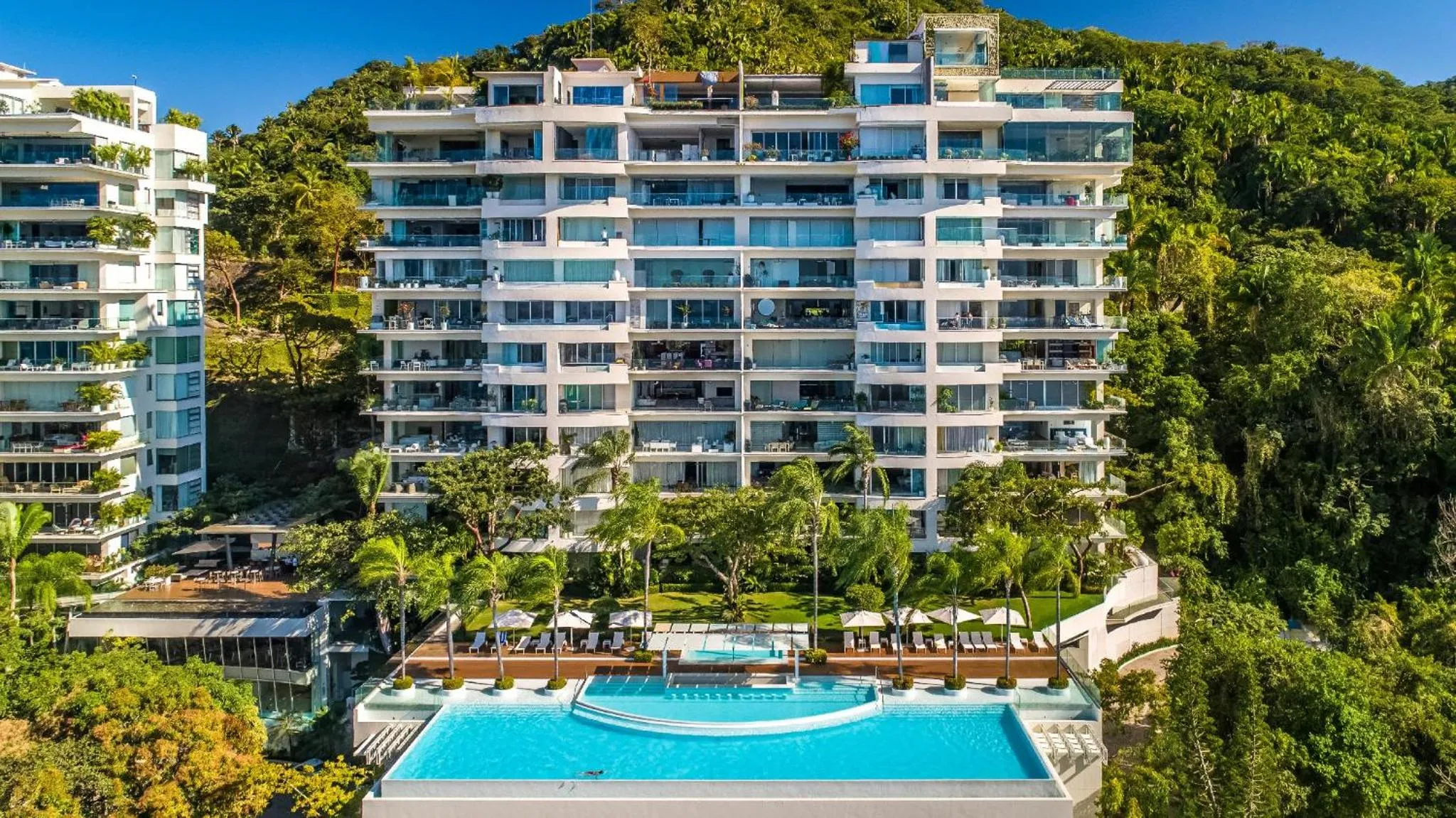 Other in Avalon - 801 Top Sky Bar Pool 3 BR in Amapas