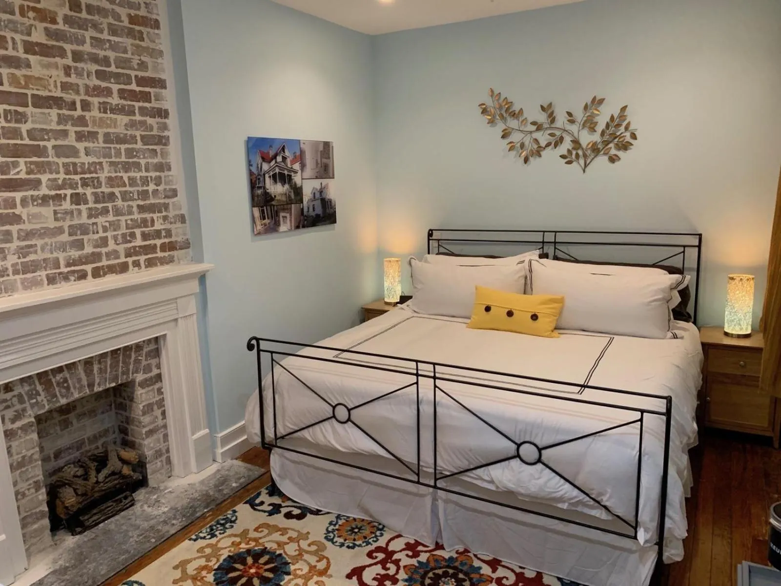 Bed in Luxurious Private Suites in Downtown Charleston