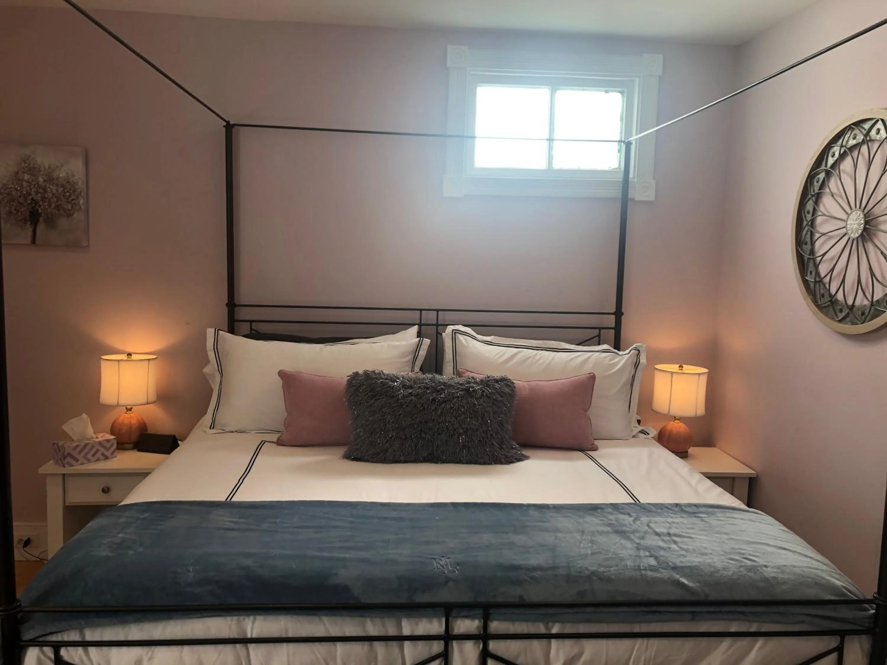 Bed in Luxurious Private Suites in Downtown Charleston