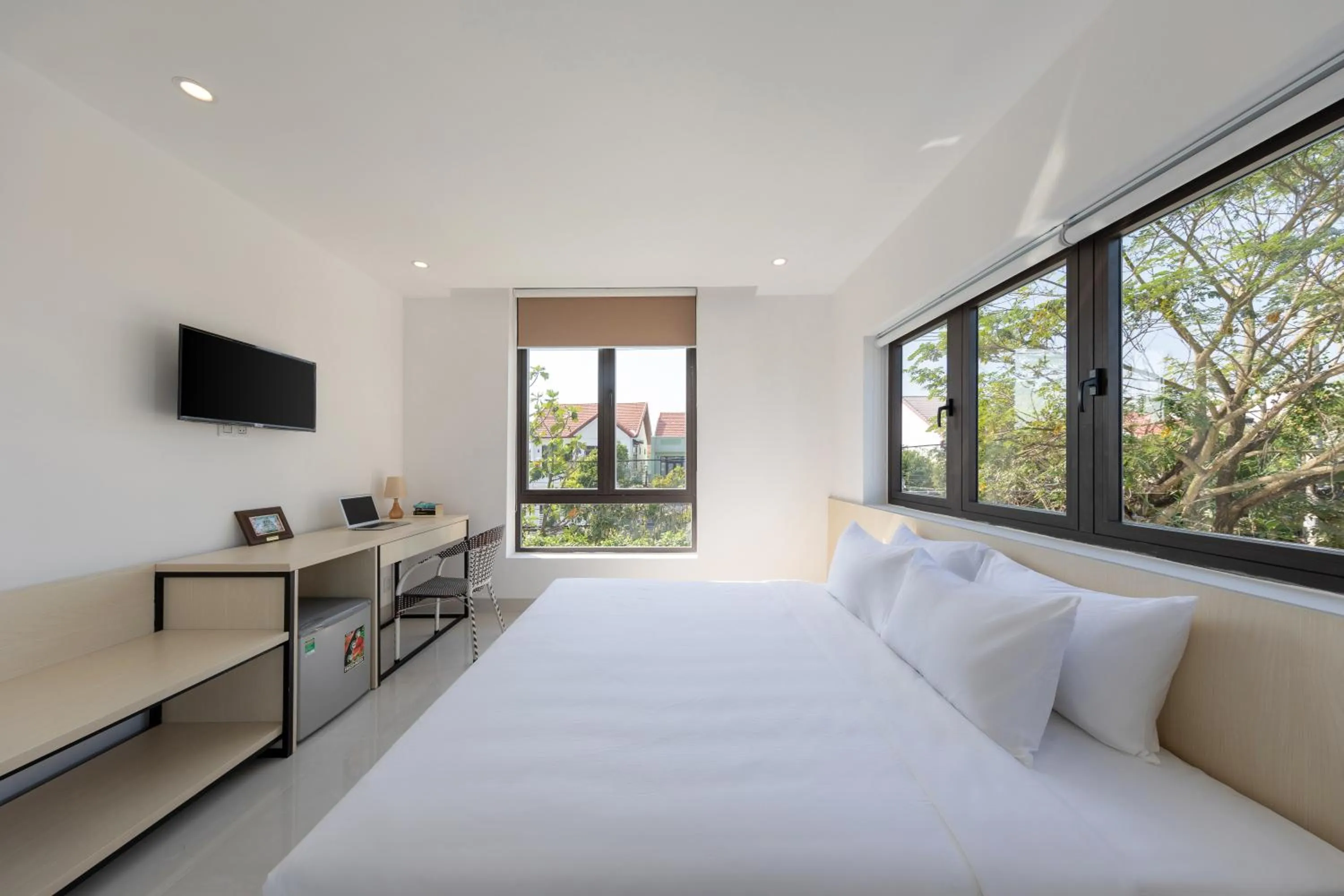 Communal lounge/ TV room, Bed in Bespoke Villa Hoian