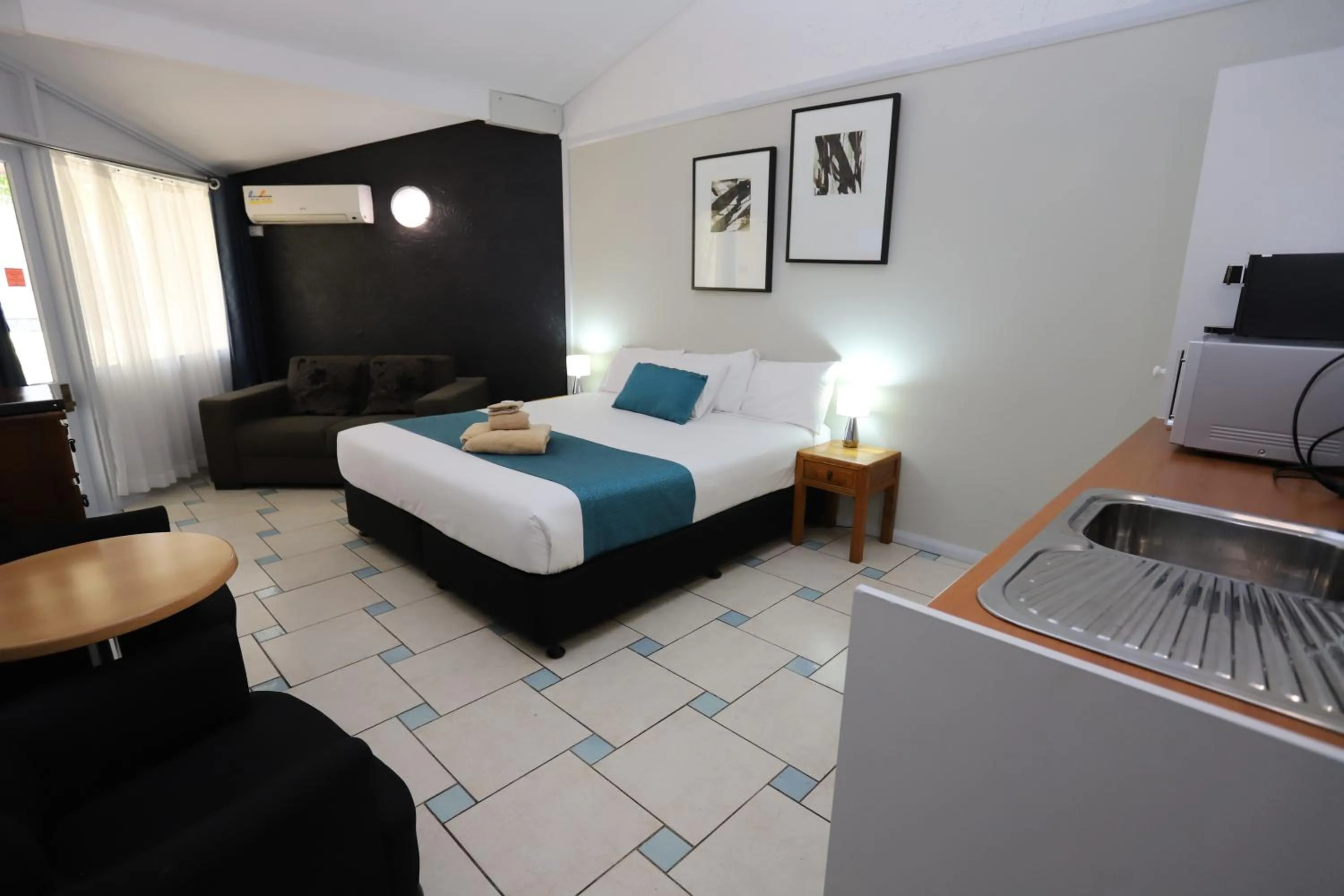 Bed in Kallangur Motel