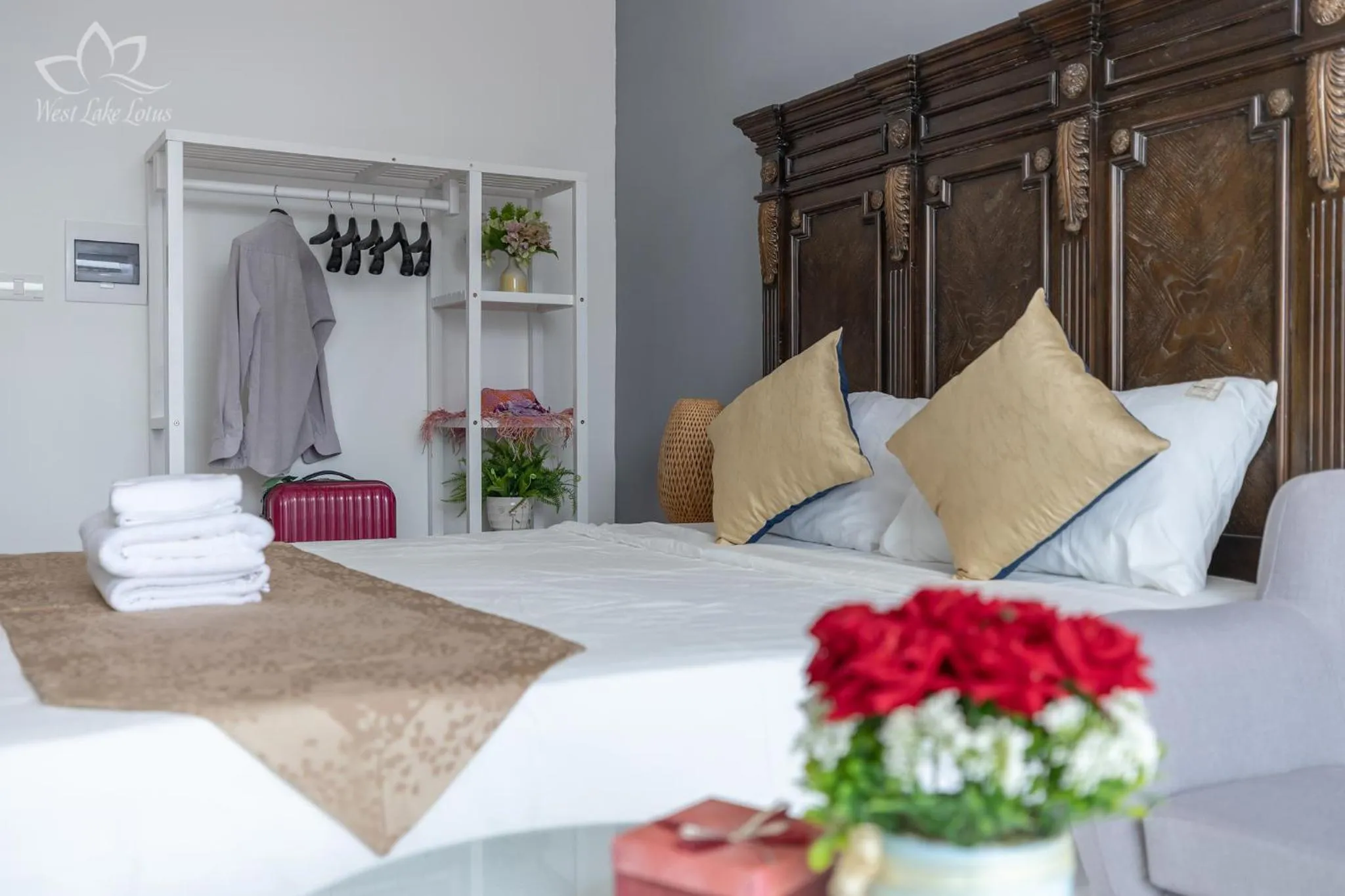 Photo of the whole room, Bed in The Lakeview - West Lake Lotus Apartments