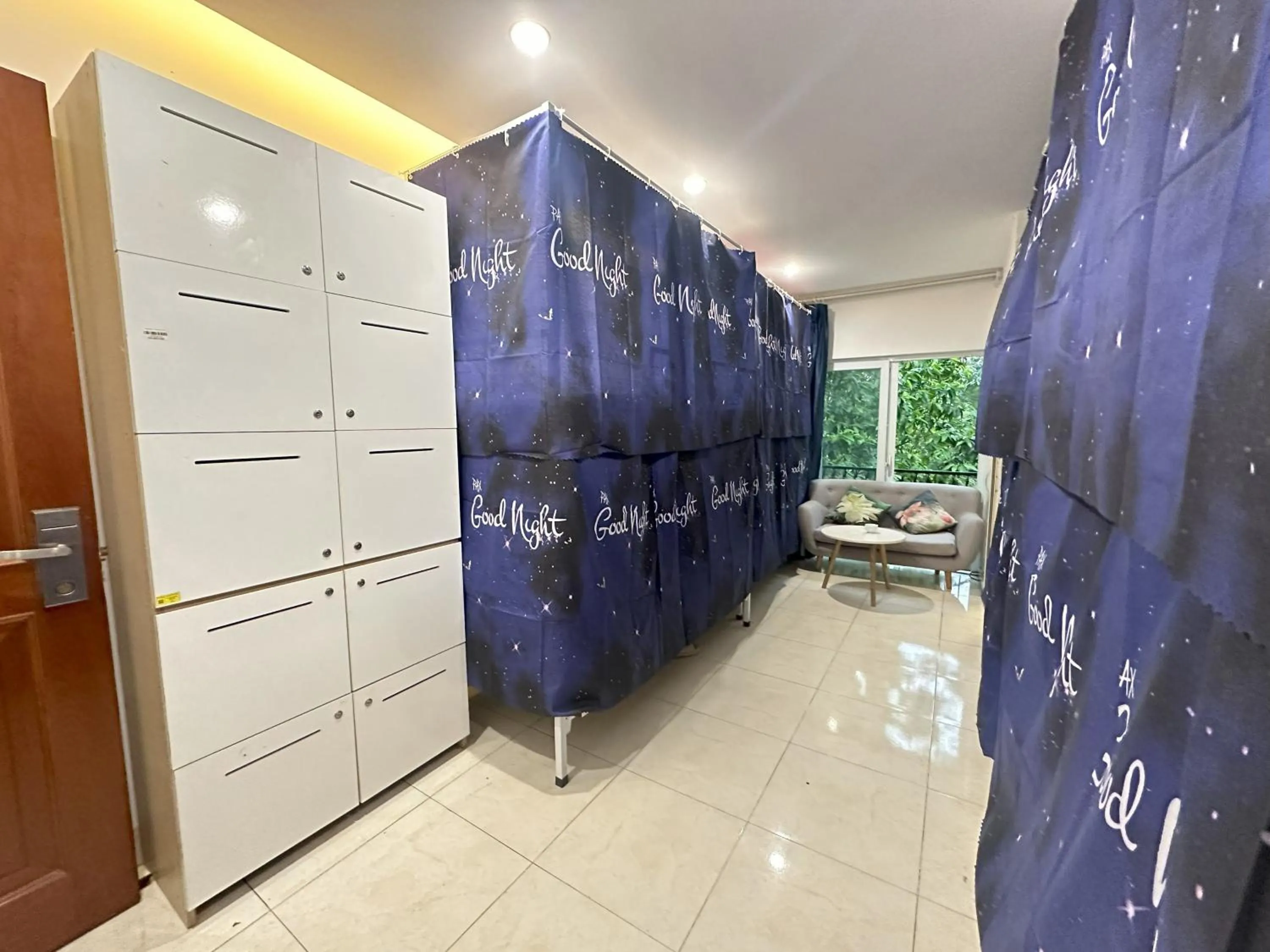 Shower in The Lakeview - West Lake Lotus Apartments