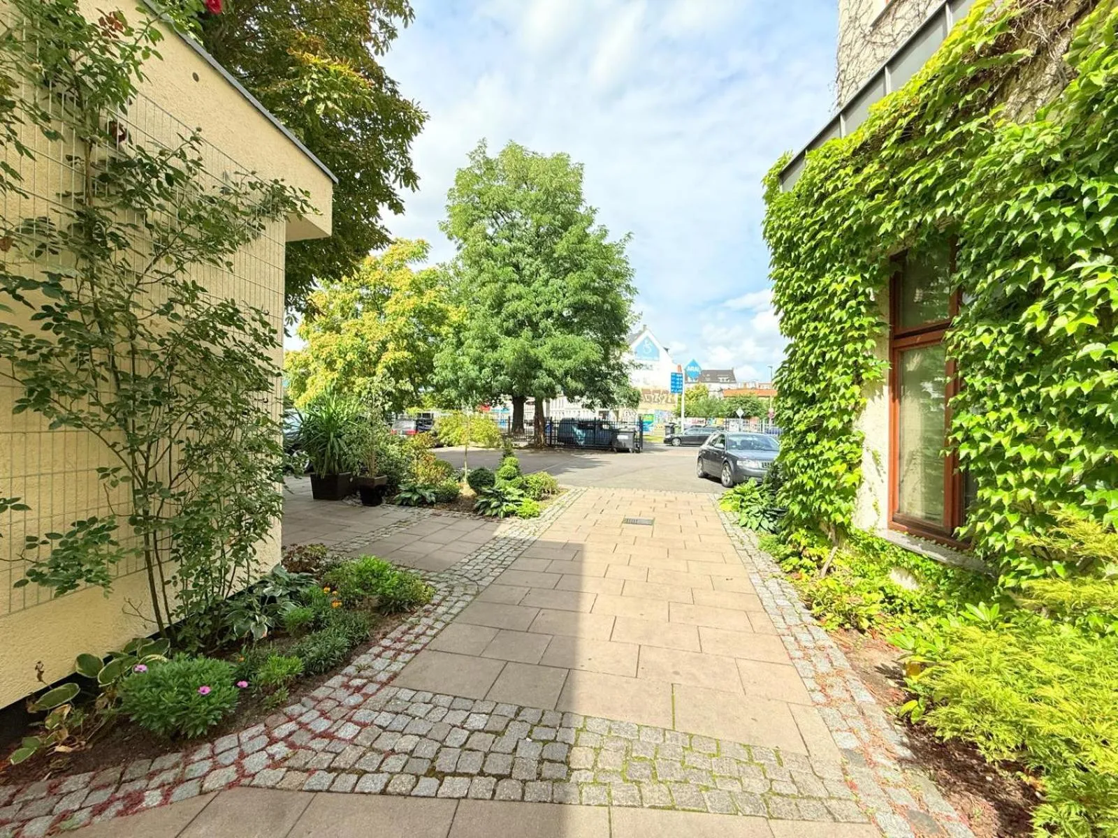 Garden in Hotel Merseburger Hof