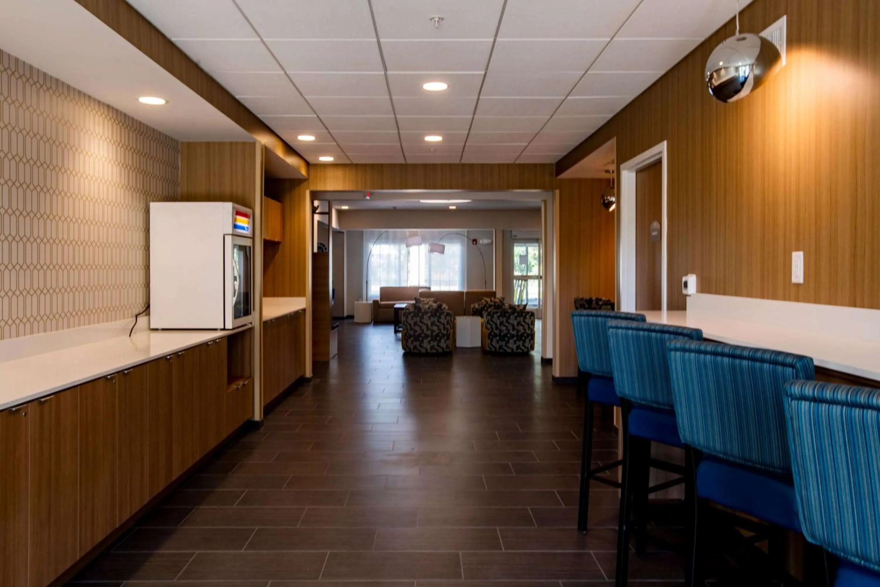 Lobby or reception in Microtel Inn & Suites by Wyndham Amsterdam NY