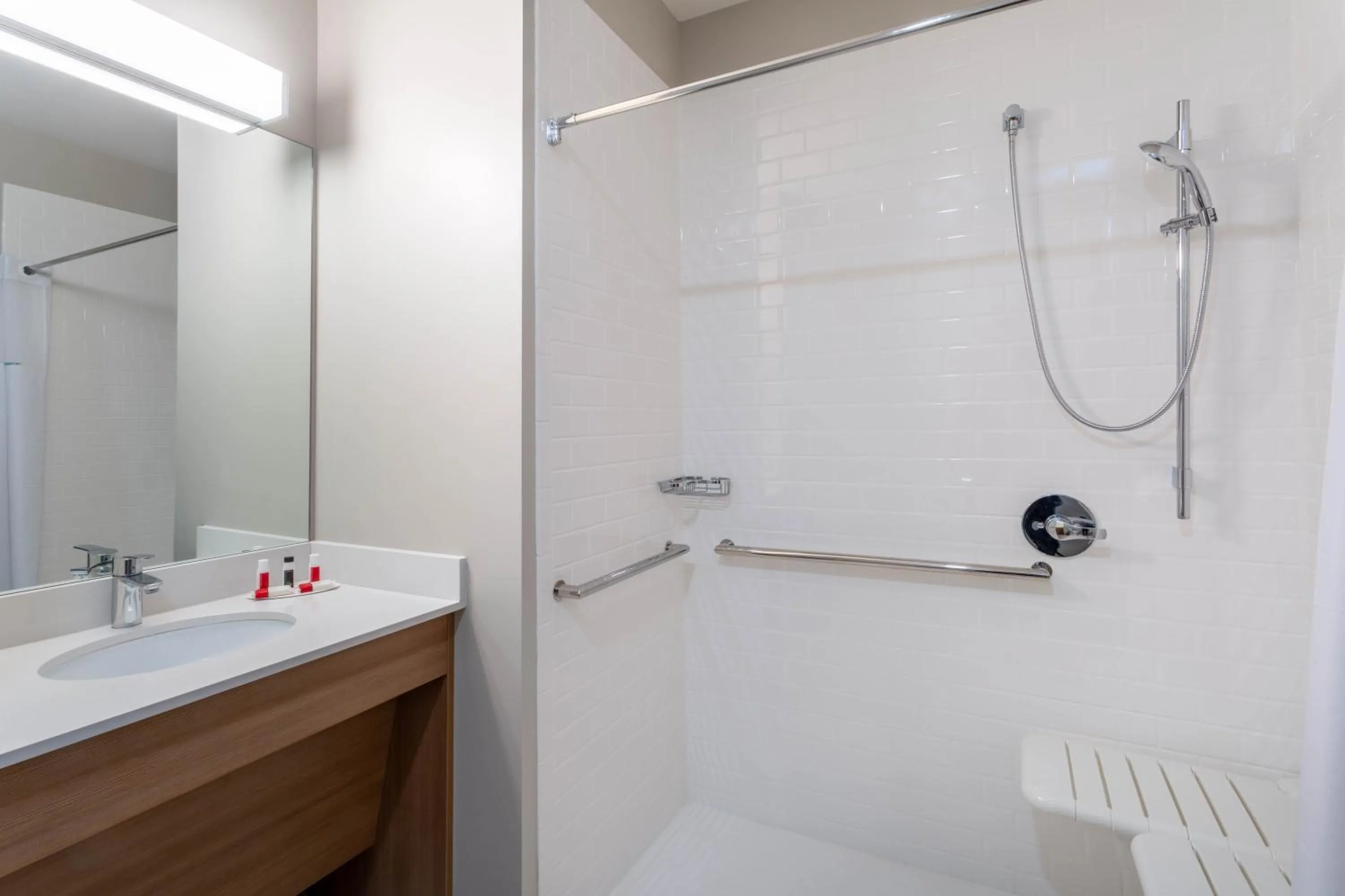 Shower in Microtel Inn & Suites by Wyndham Amsterdam NY