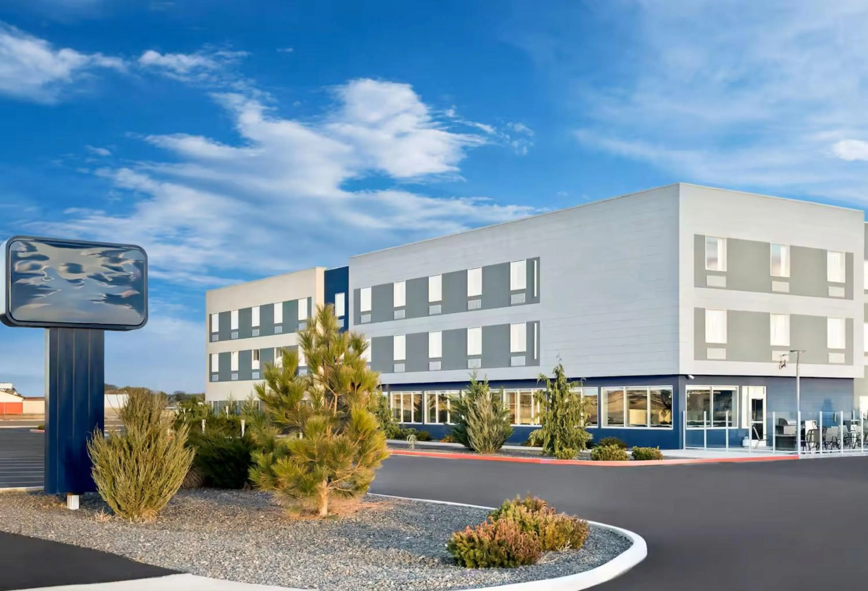 Property building in Holiday Inn Express & Suites George - Quincy South by IHG