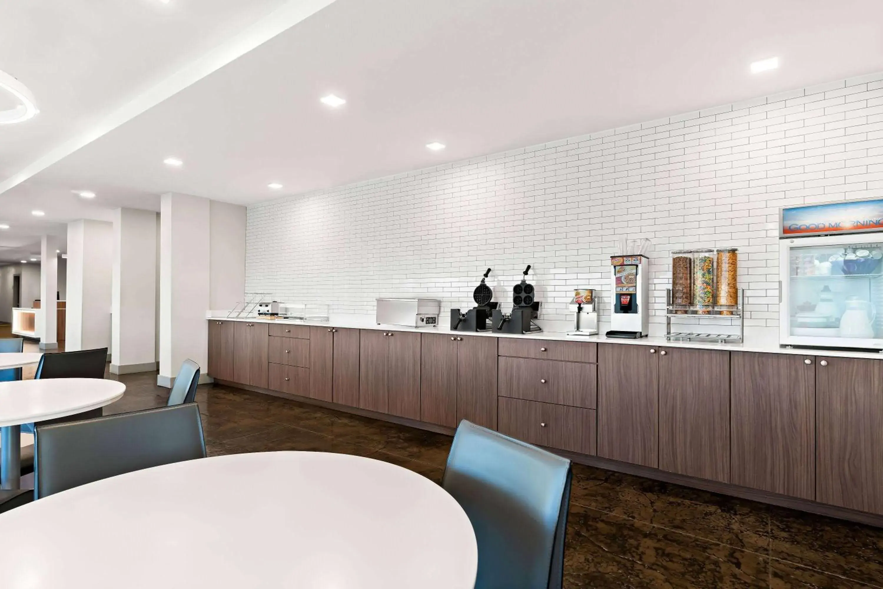 Restaurant/places to eat in Holiday Inn Express & Suites George - Quincy South by IHG Restaurant/places to eat in Holiday Inn Express & Suites George - Quincy South by IHG