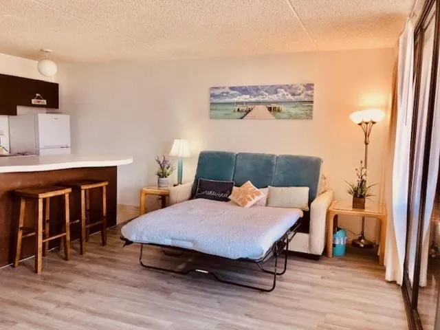 Bed in French Banyan