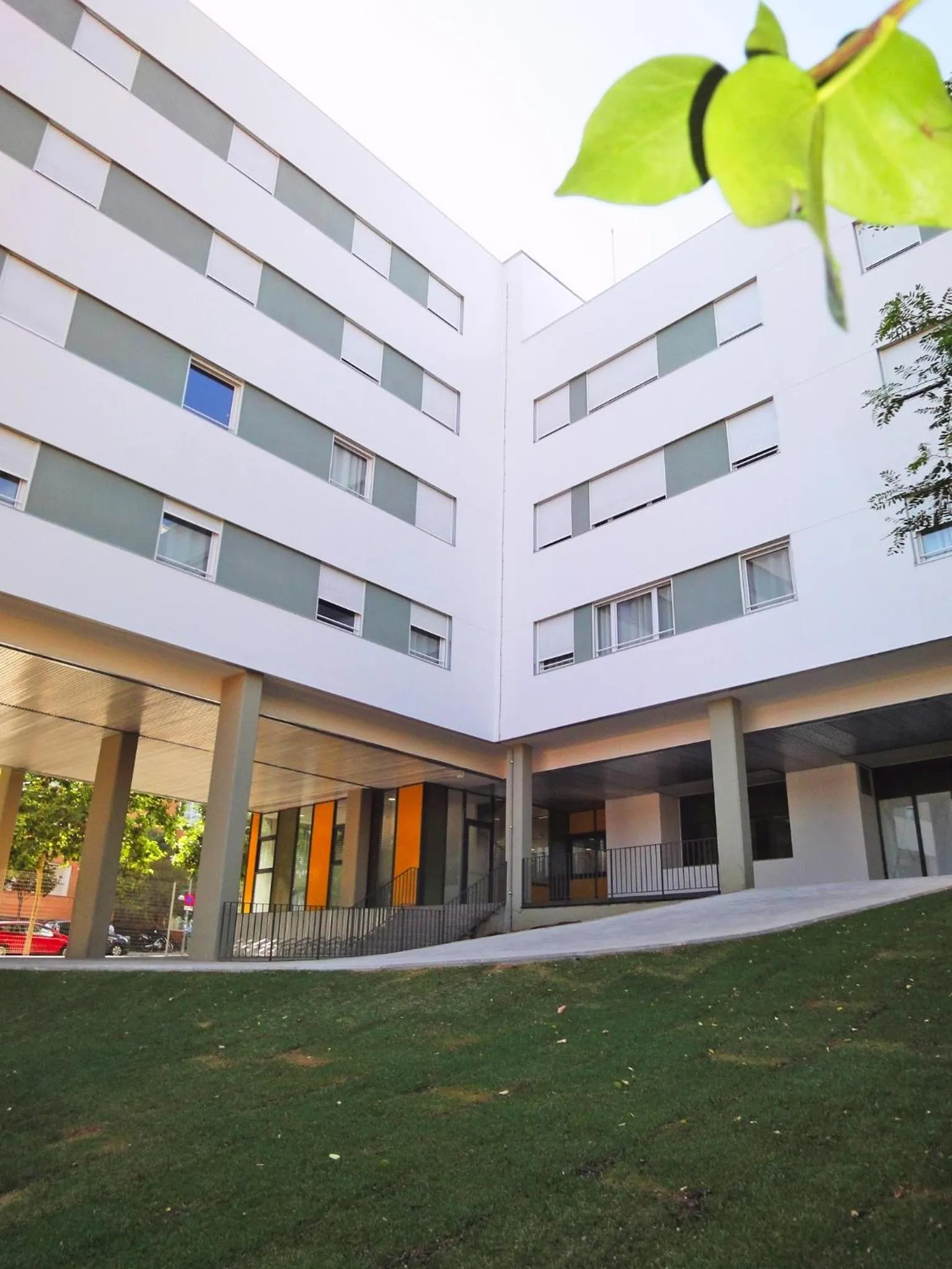 Property building in Alojamientos Universitarios Resa Hipatia