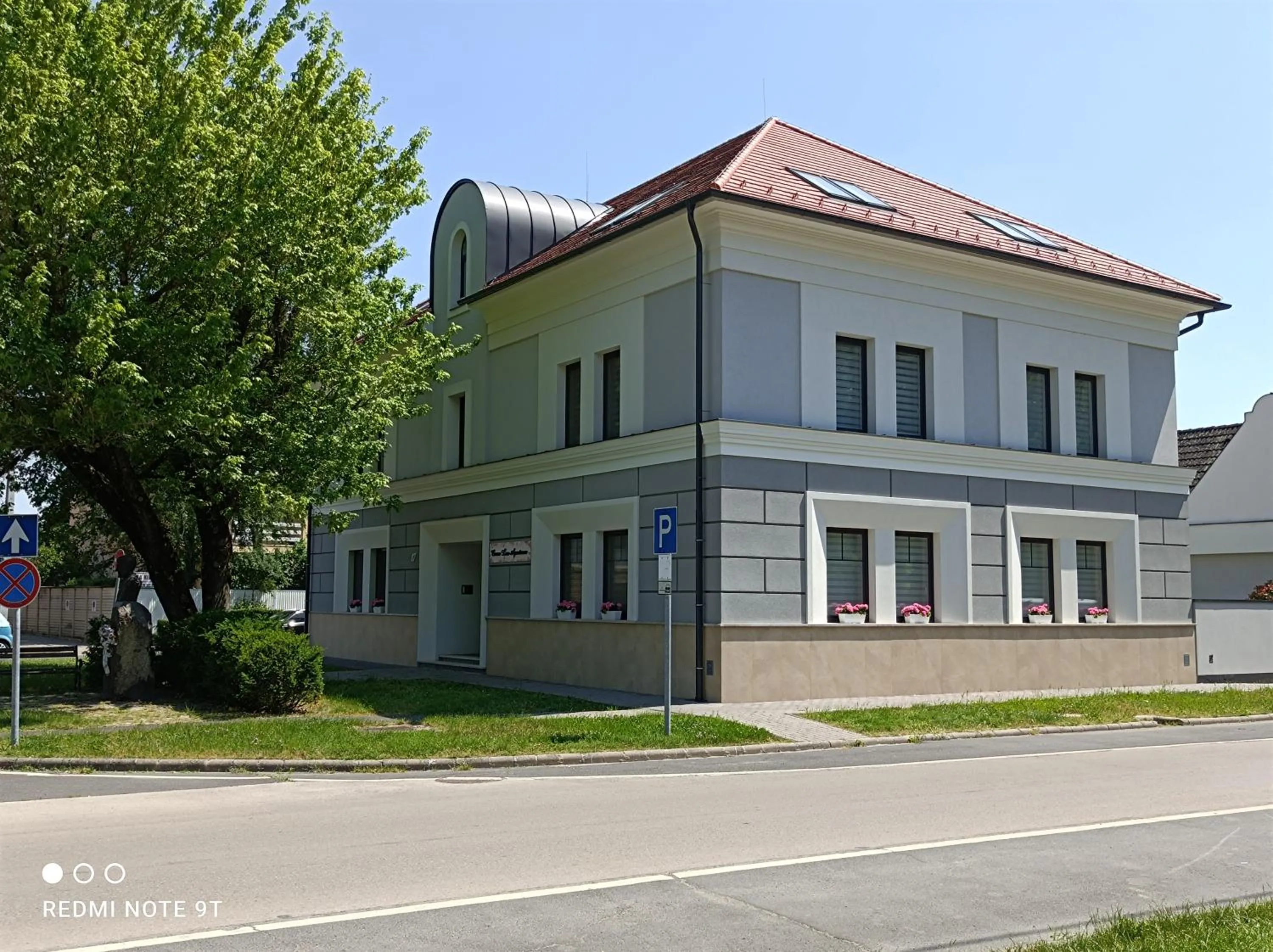 Property building in Corso Lux Apartman