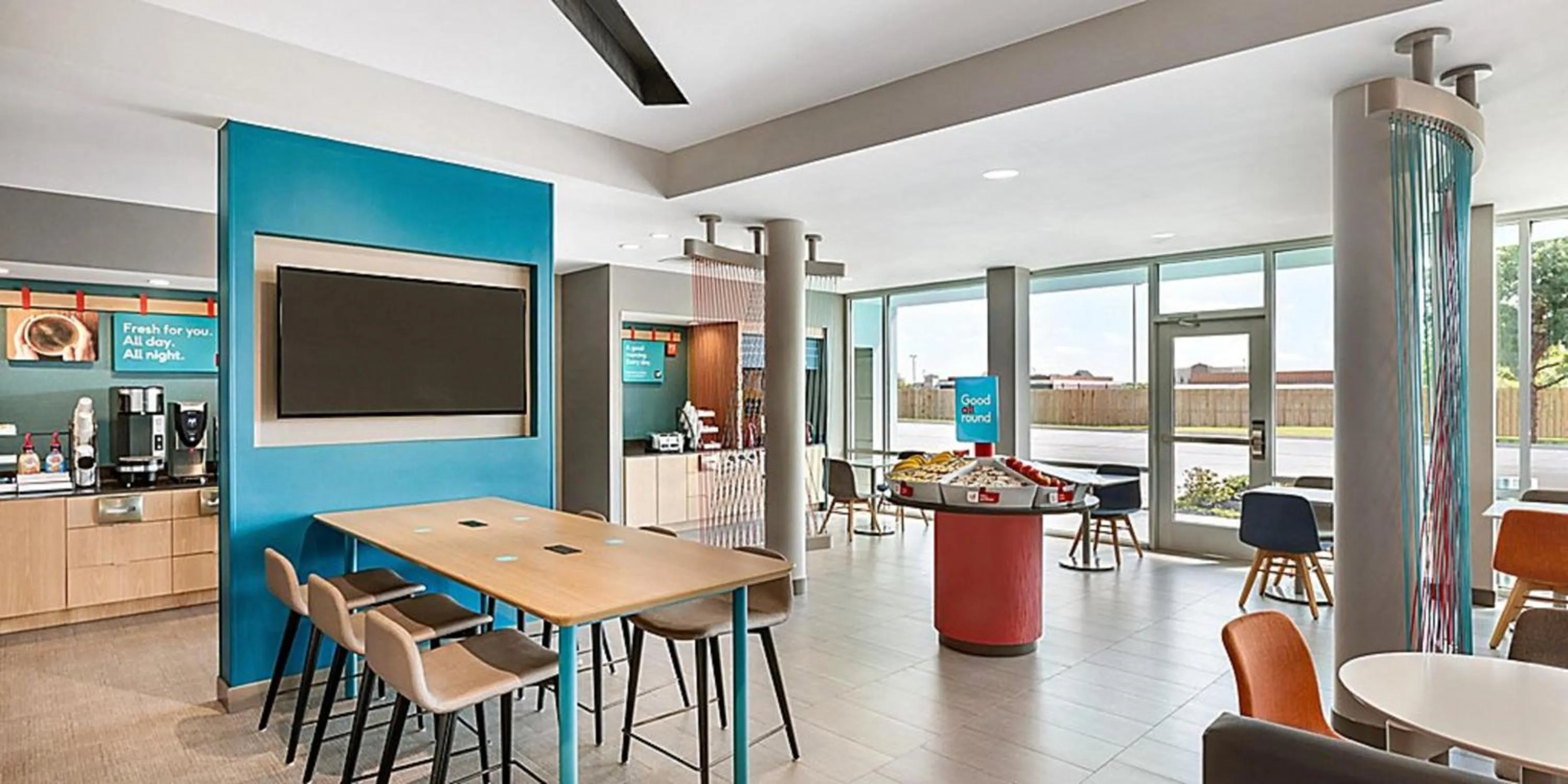 Lounge or bar in avid hotels - Nashville Airport by IHG