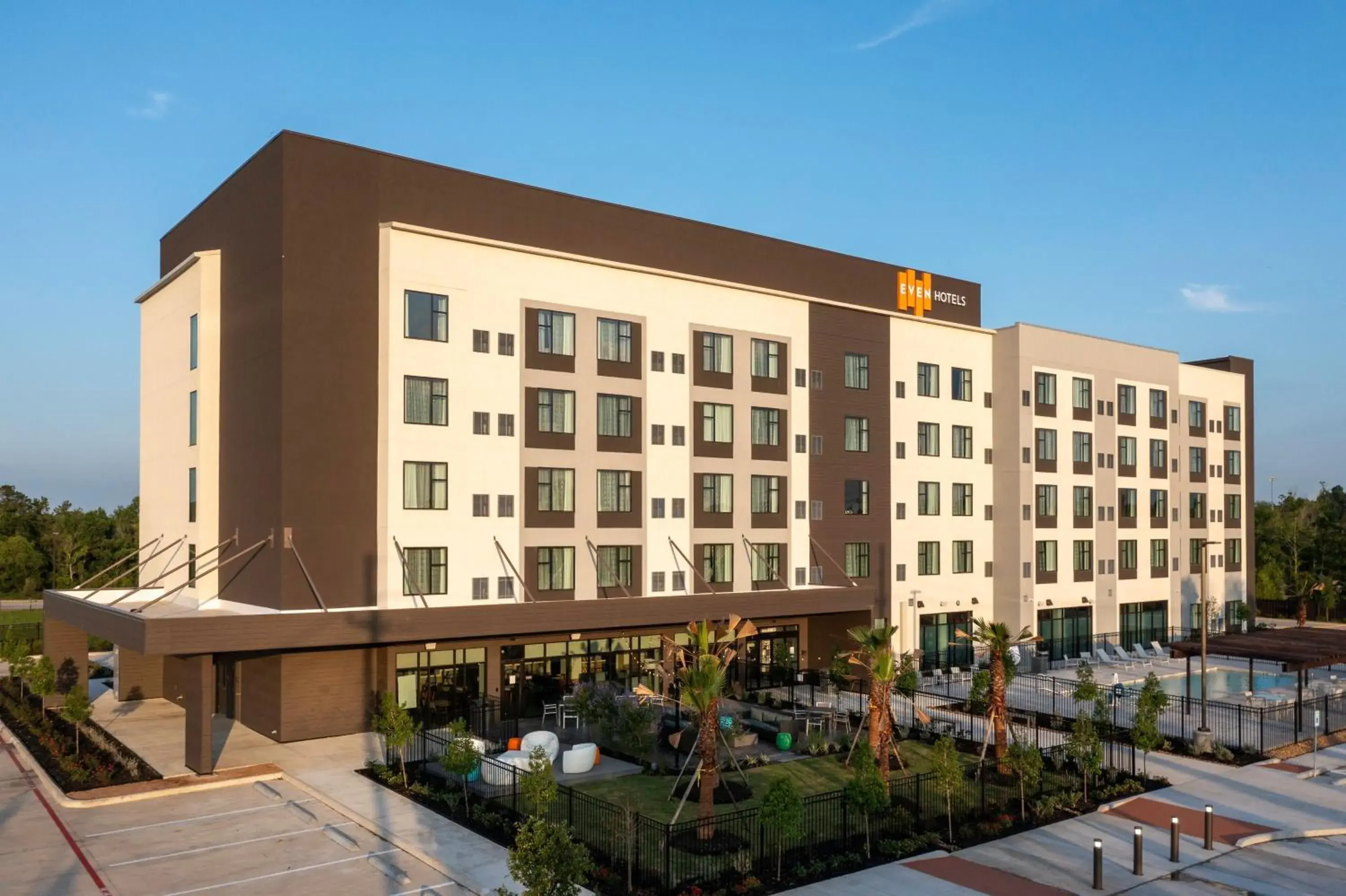 Property building in EVEN Hotels - Shenandoah - The Woodlands by IHG Property building in EVEN Hotels - Shenandoah - The Woodlands by IHG