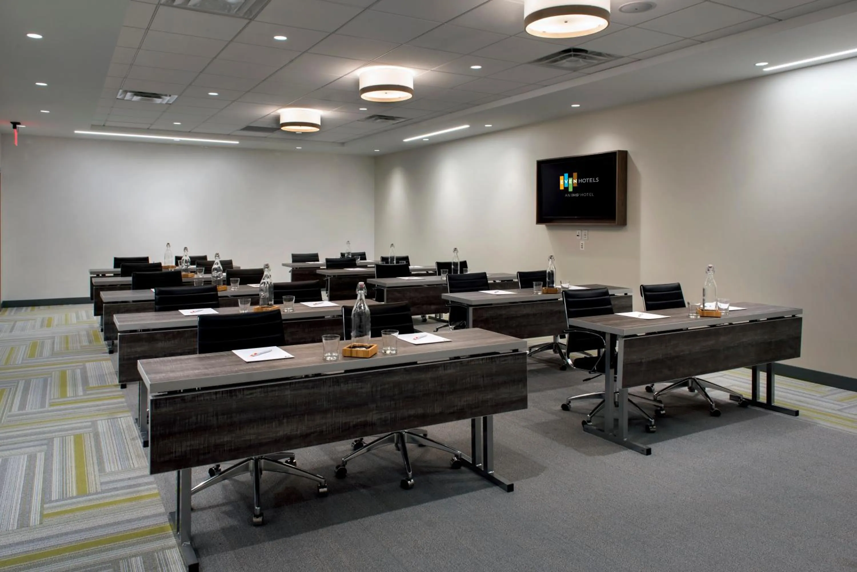 Meeting/conference room in EVEN Hotel Shenandoah - The Woodlands by IHG