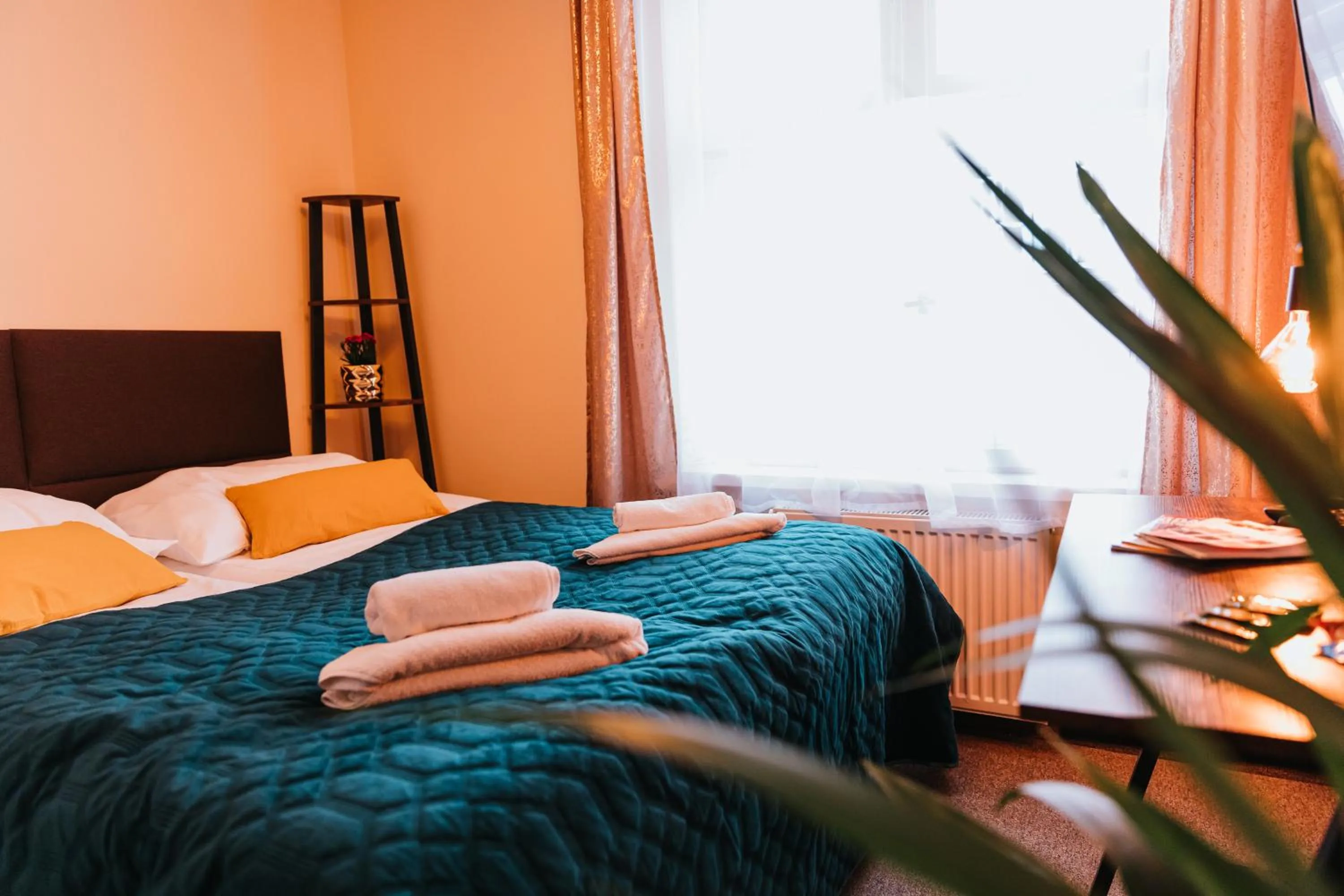 Photo of the whole room, Bed in Kamieniczka Palladium