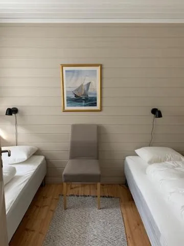 Bed in Trysnes Brygge