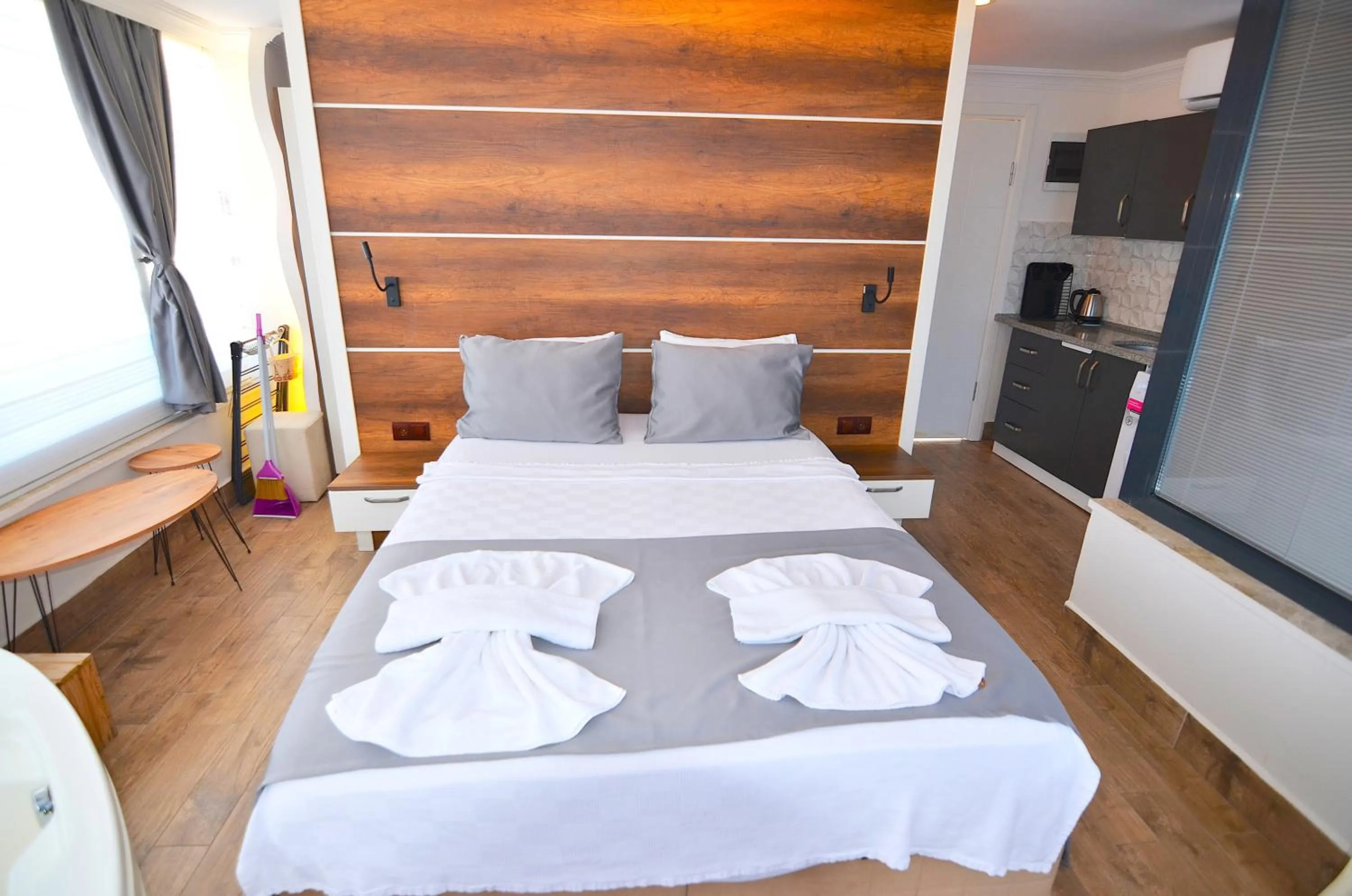 Bed in Mykonut Apart Hotel