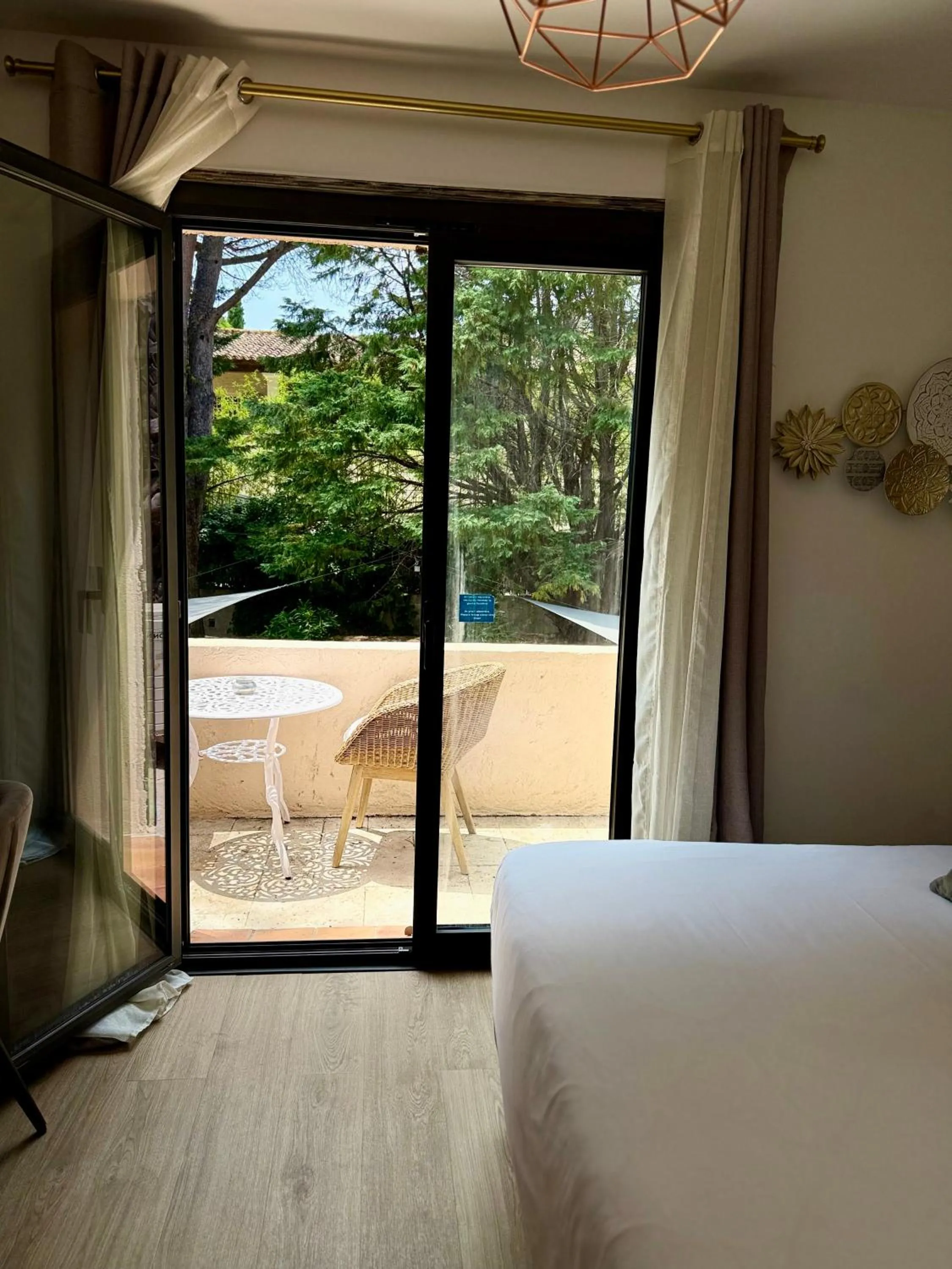 Balcony/Terrace, Bed in La Villa Dune, Hôtel & Spa