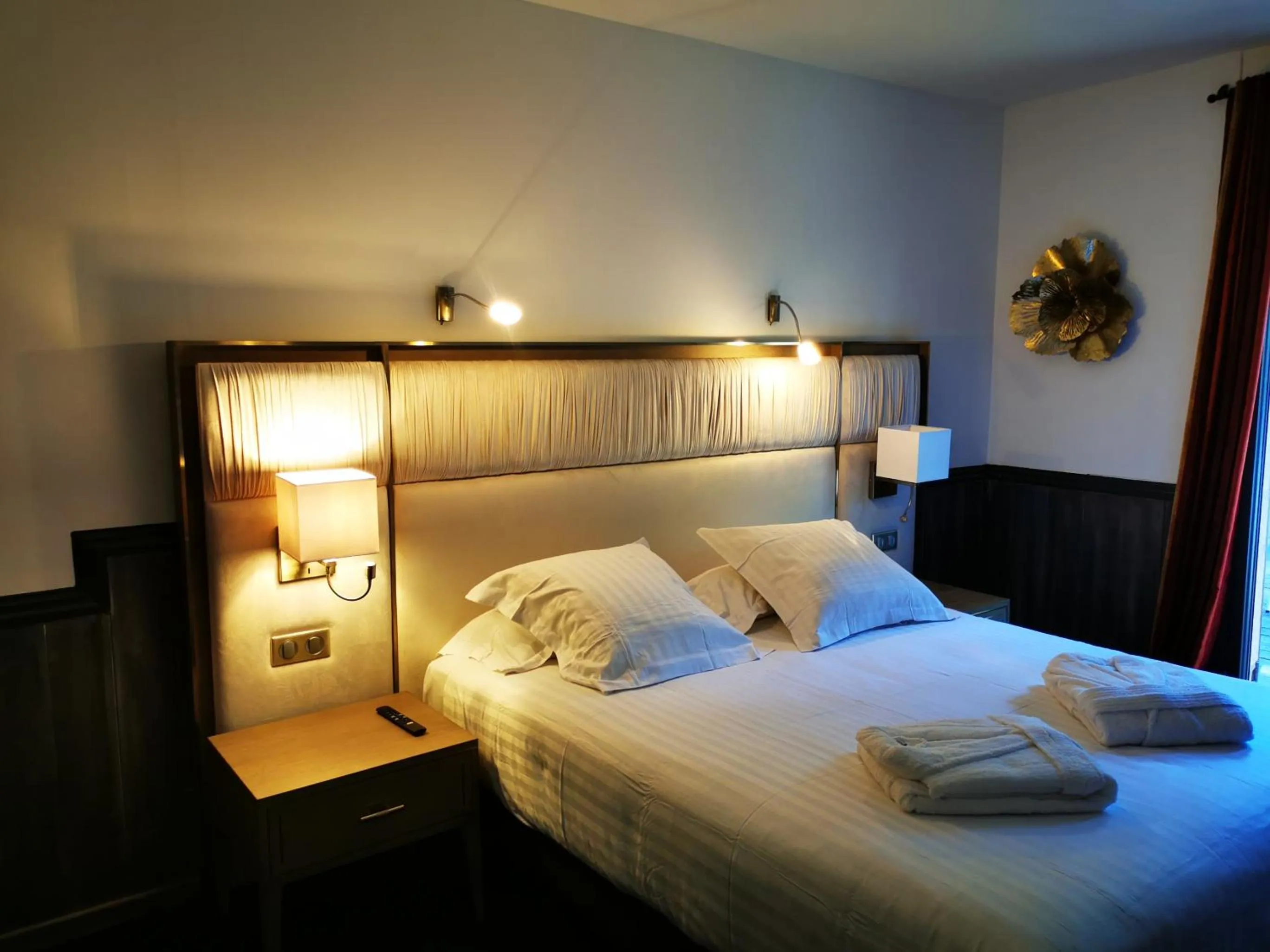 Bed in La Villa Dune, Hôtel & Spa