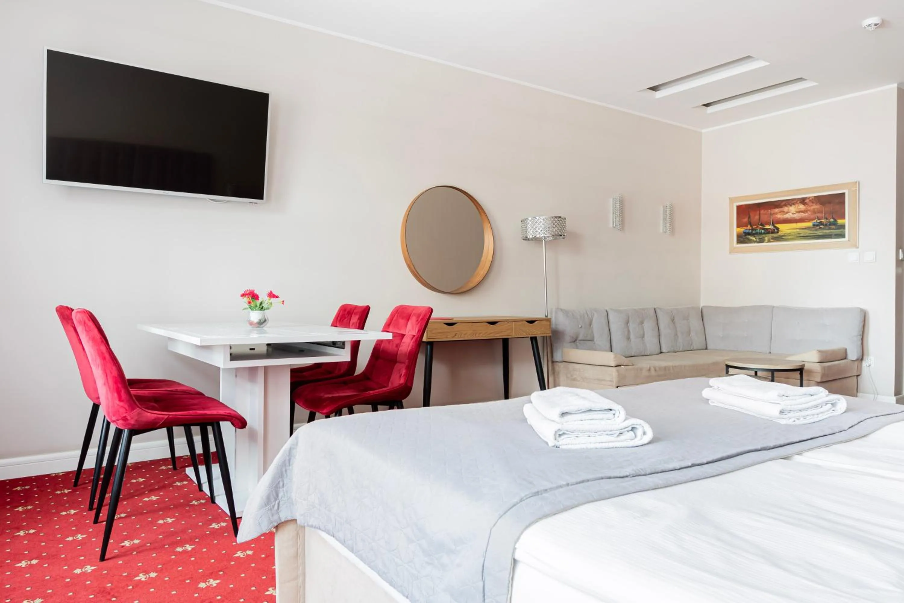 Bed in Kamienica Pod Neptunem - Rynek Puck - Śniadanie w cenie - 200m do Molo