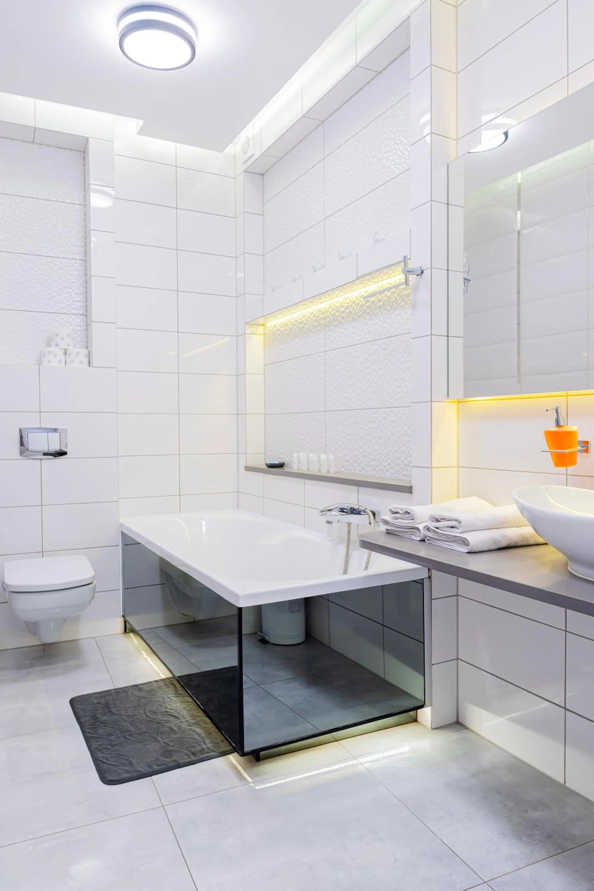 Toilet in Kamienica Pod Neptunem - Rynek Puck - Śniadanie w cenie - 200m do Molo