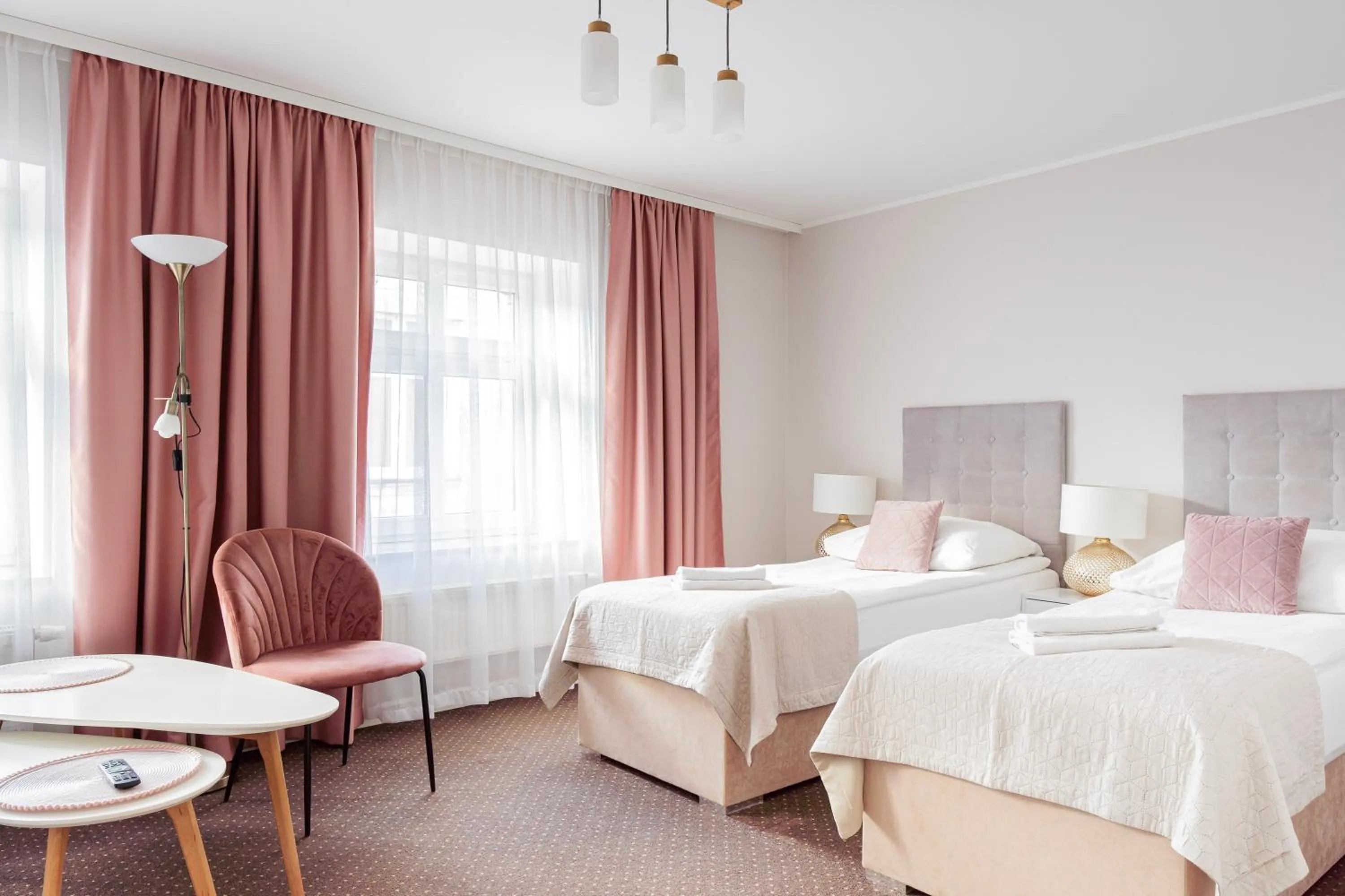 Bed in Kamienica Pod Neptunem - Rynek Puck - Śniadanie w cenie - 200m do Molo