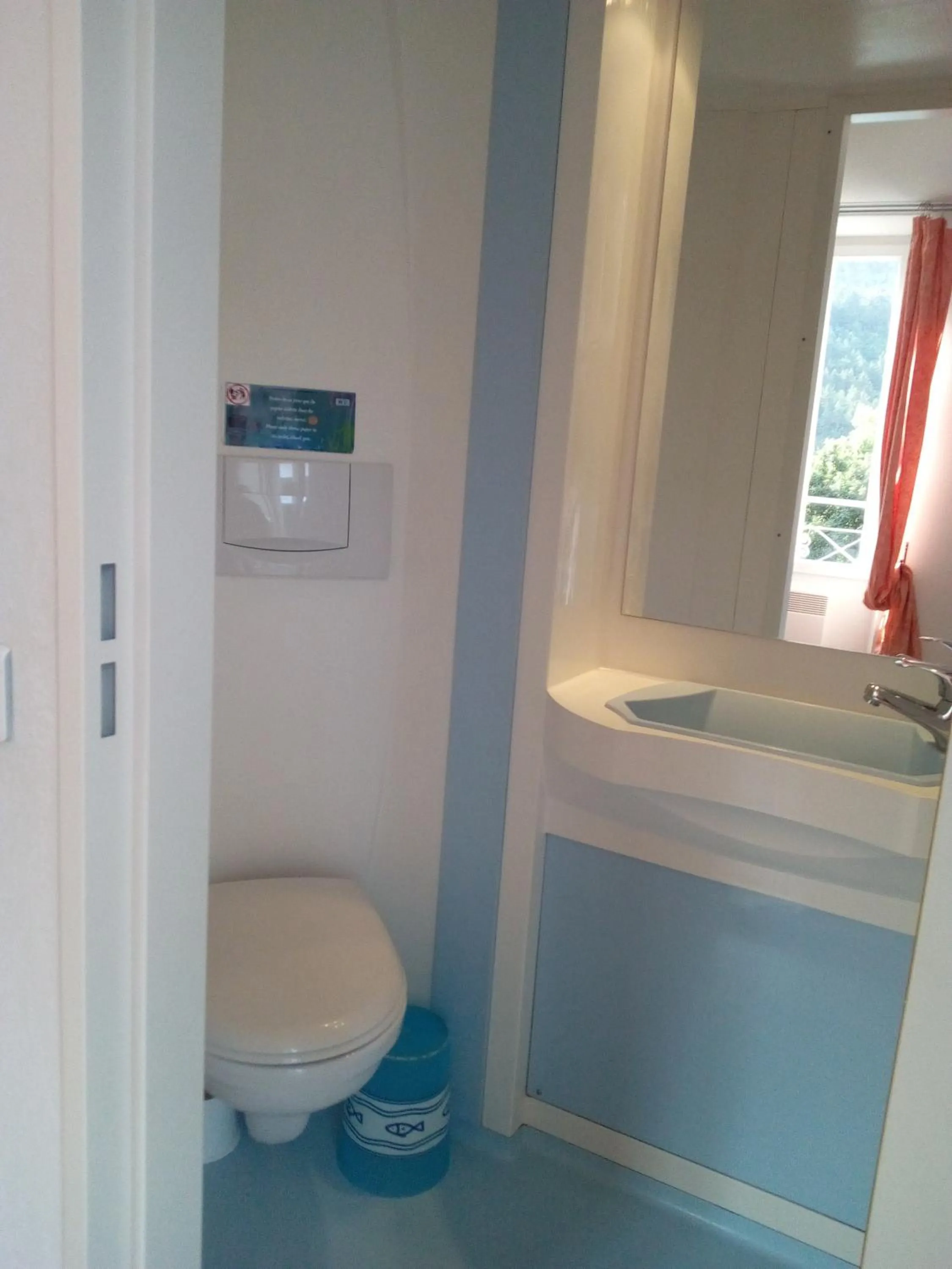 Bathroom in Le Relais des Cavaliers