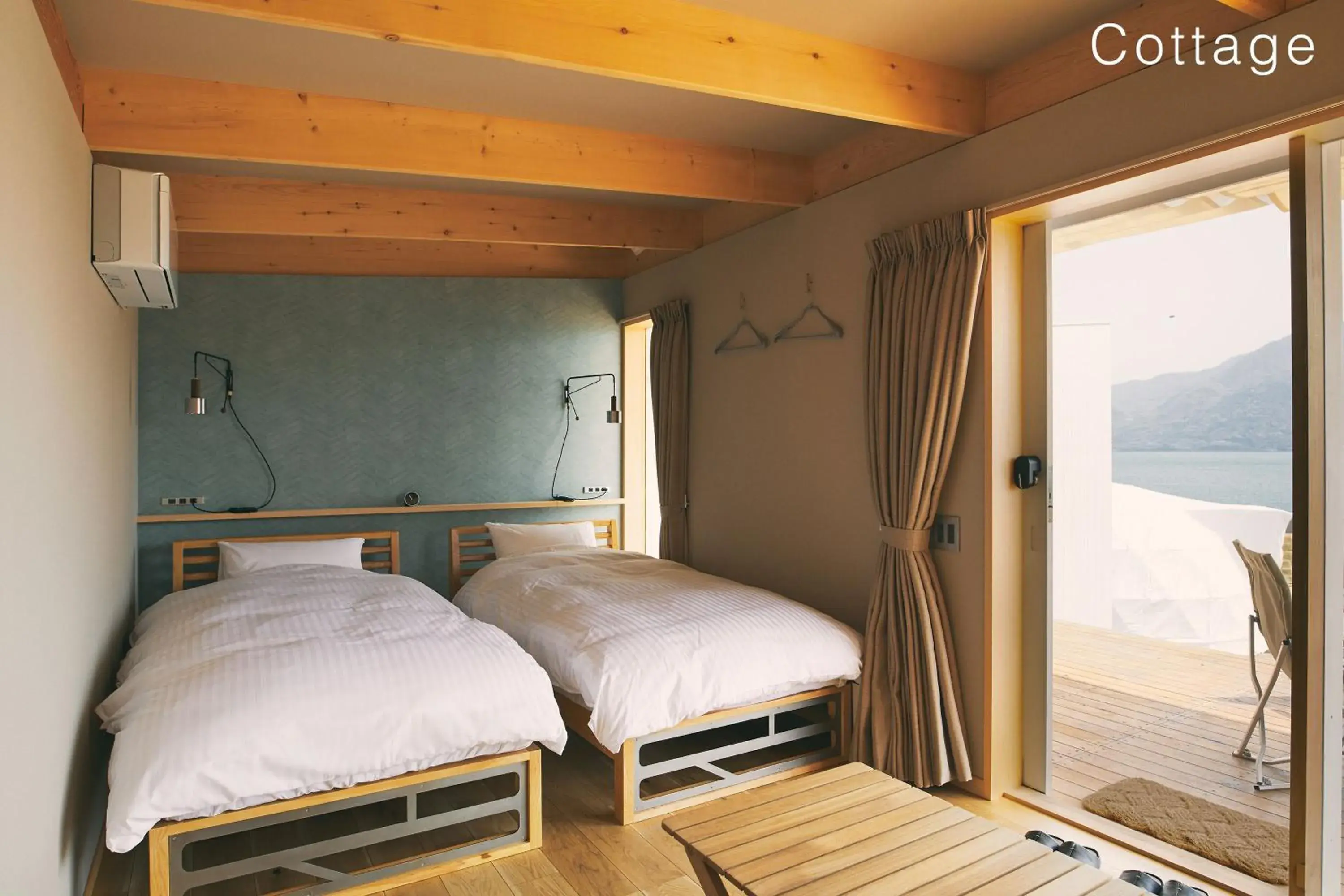 Bed in WAKKA Bed in WAKKA