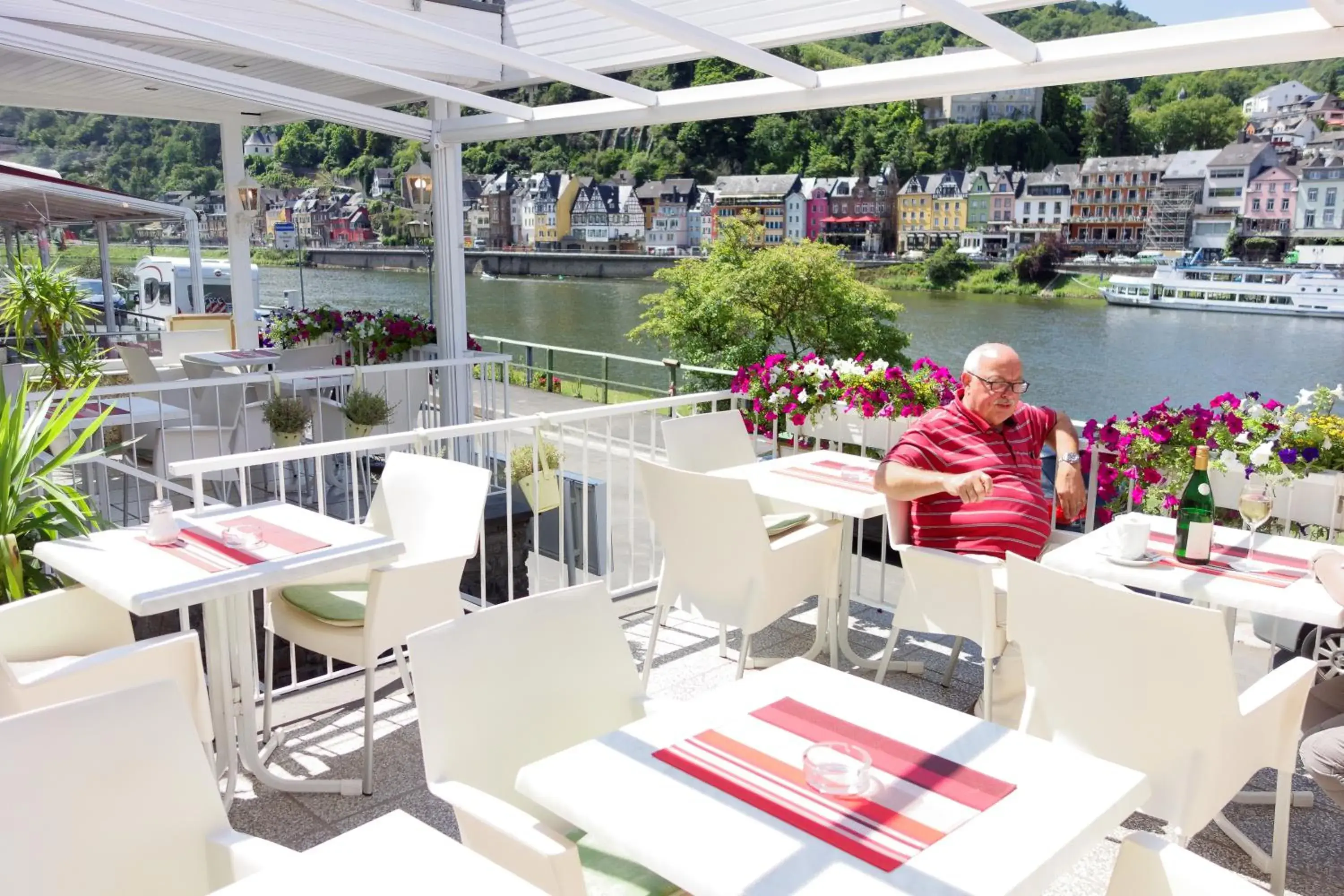 Restaurant/places to eat in Hotel Haus Sonnschein Restaurant/places to eat in Hotel Haus Sonnschein