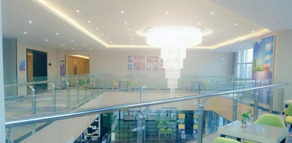 Lavande Hotel Yinchuan Railway Station Wanda