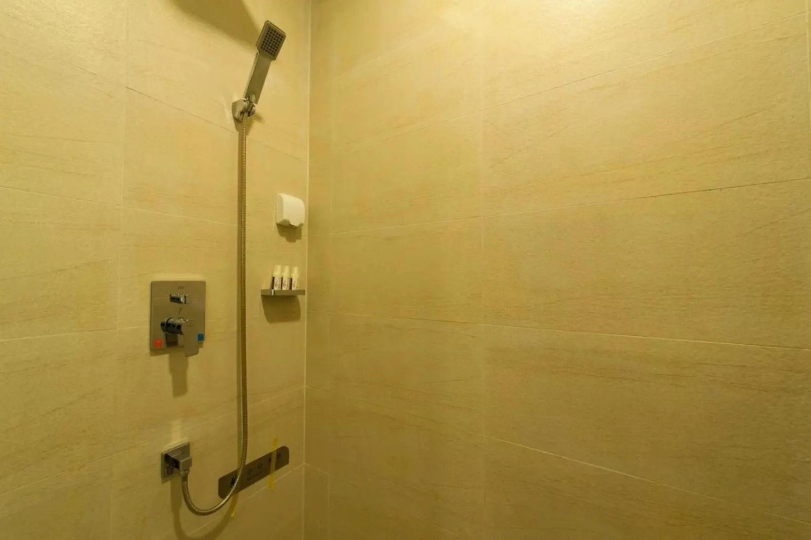 Lavande Hotel Langzhong Railway Station And International Trade City