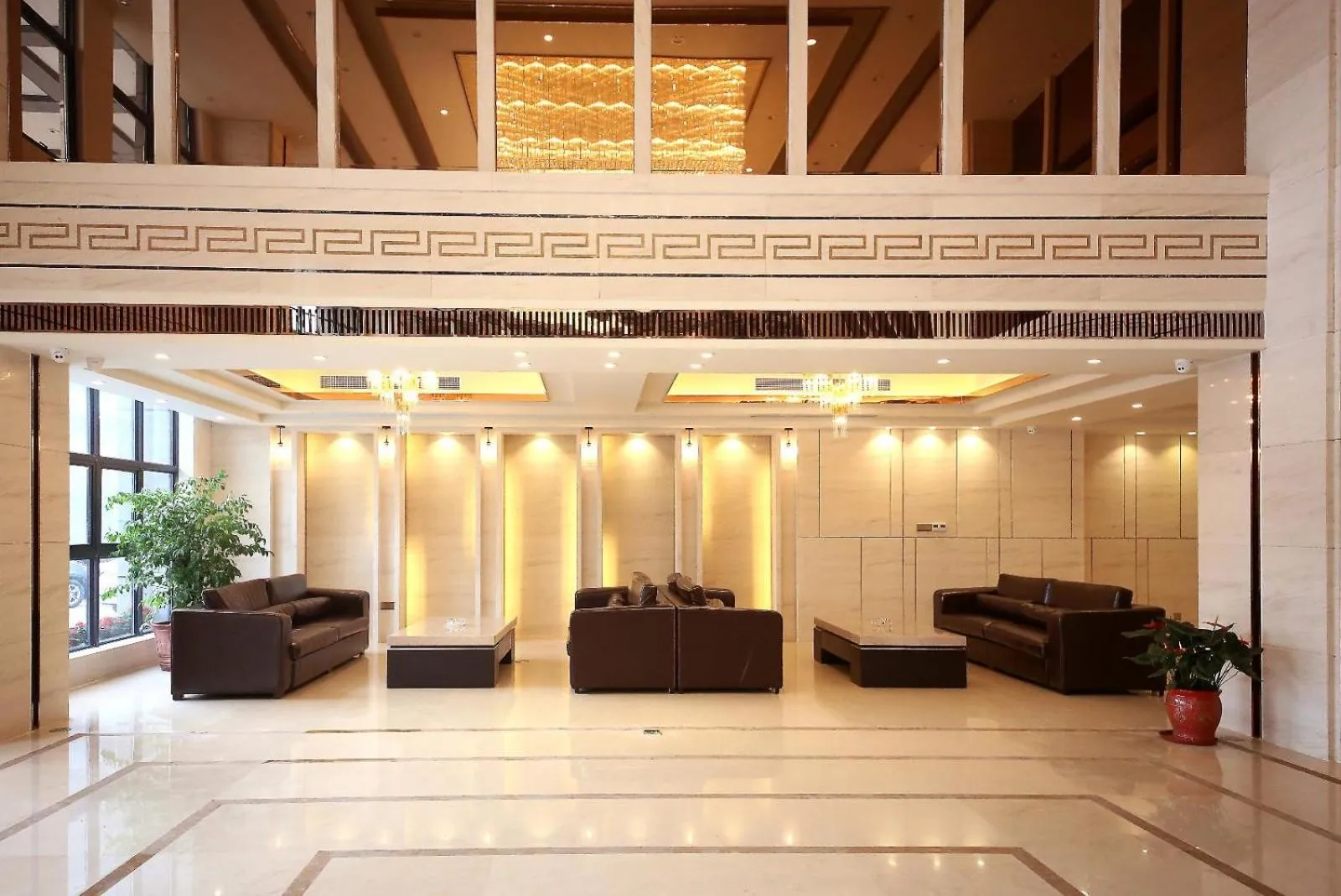 Lavande Hotel Heyuan Zijin