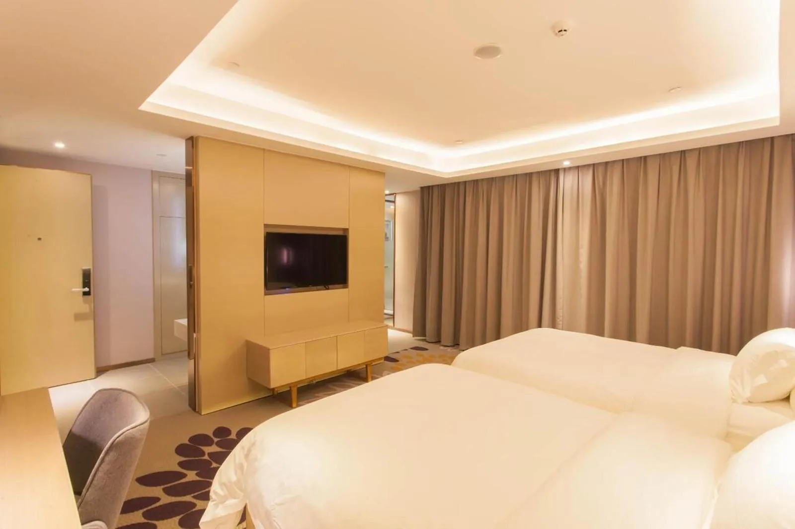 Bed in Lavande Hotel Puning International Commodity Mall