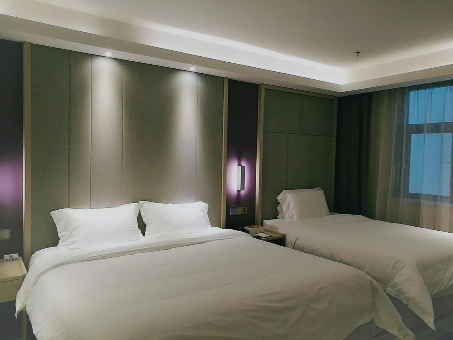 Bed in Lavande Hotel Changji Changning Road