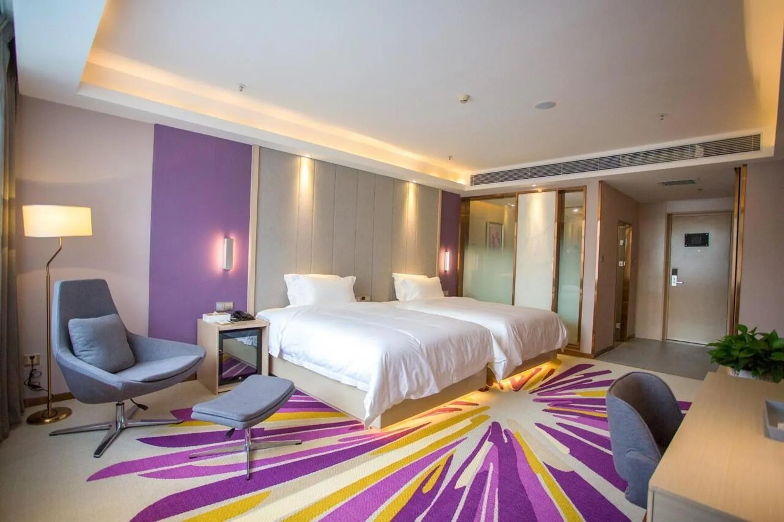 Bed in Lavande Hotel Changji Changning Road