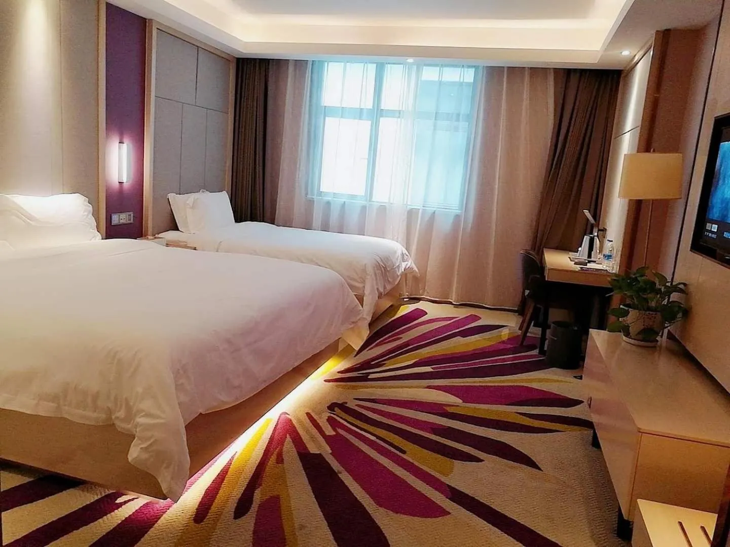 Bed in Lavande Hotel Changji Changning Road
